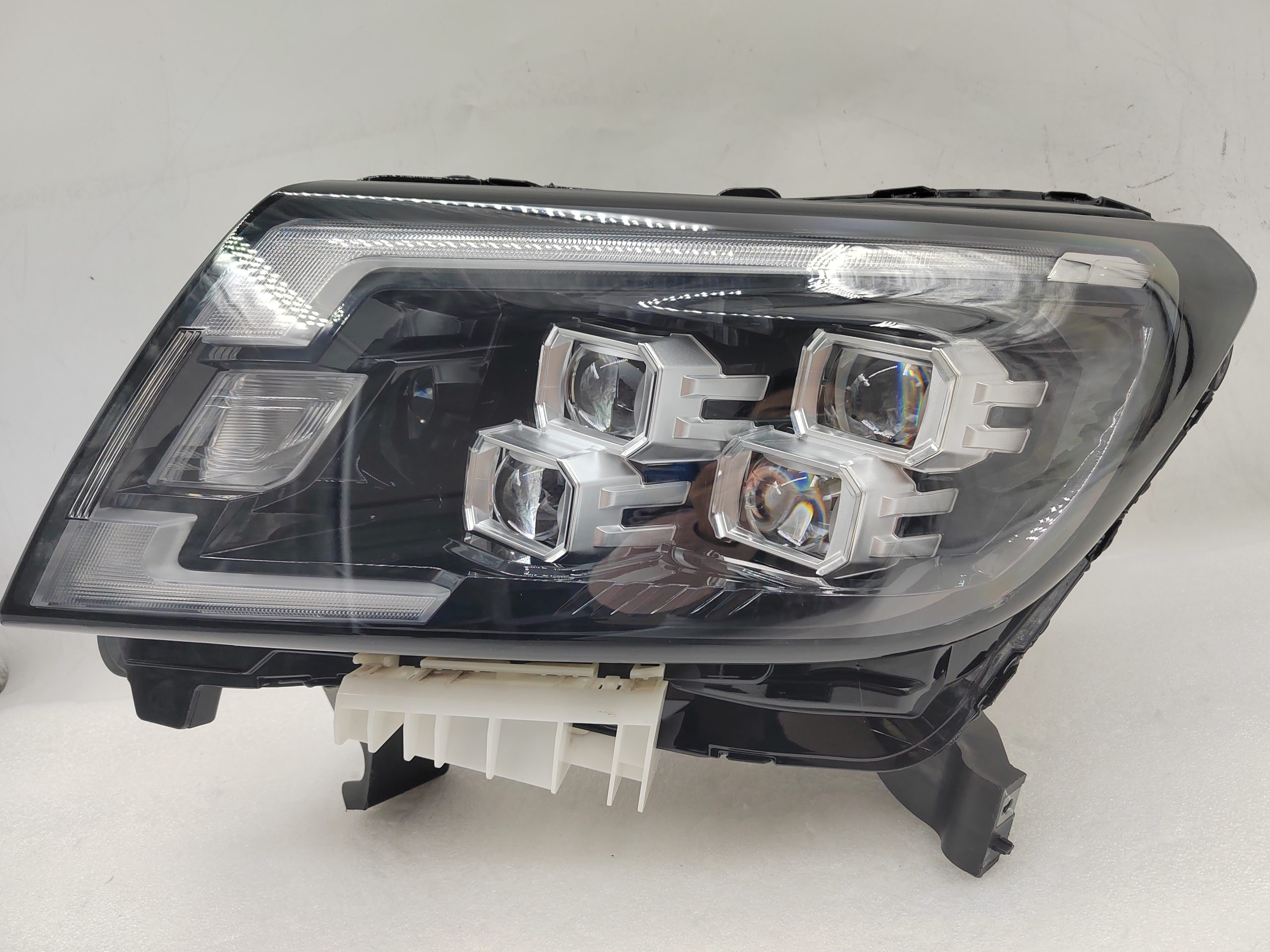 NISSAN NAVARA 2021-2023 LED L.H.S HEADLIGHT ASSEMBLY