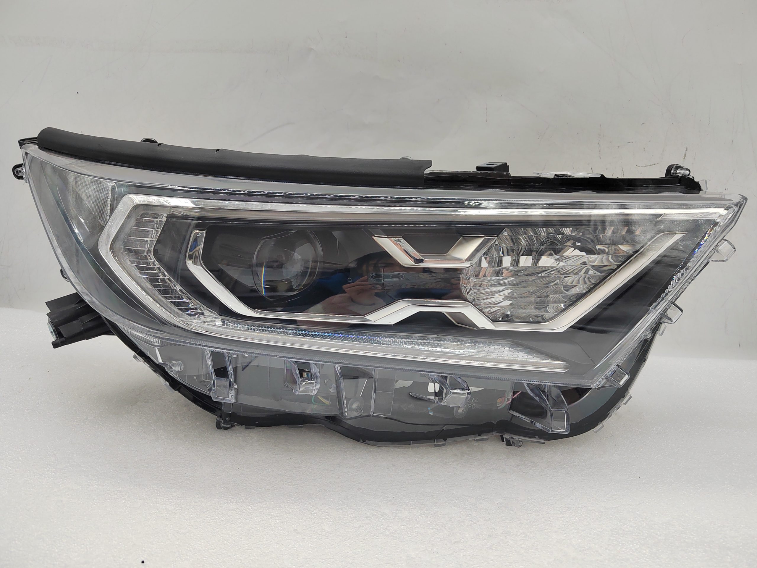 TOYOTA RAV4 V XA50 2019-2021 LED R.H.S HEADLIGHT ASSEMBLY