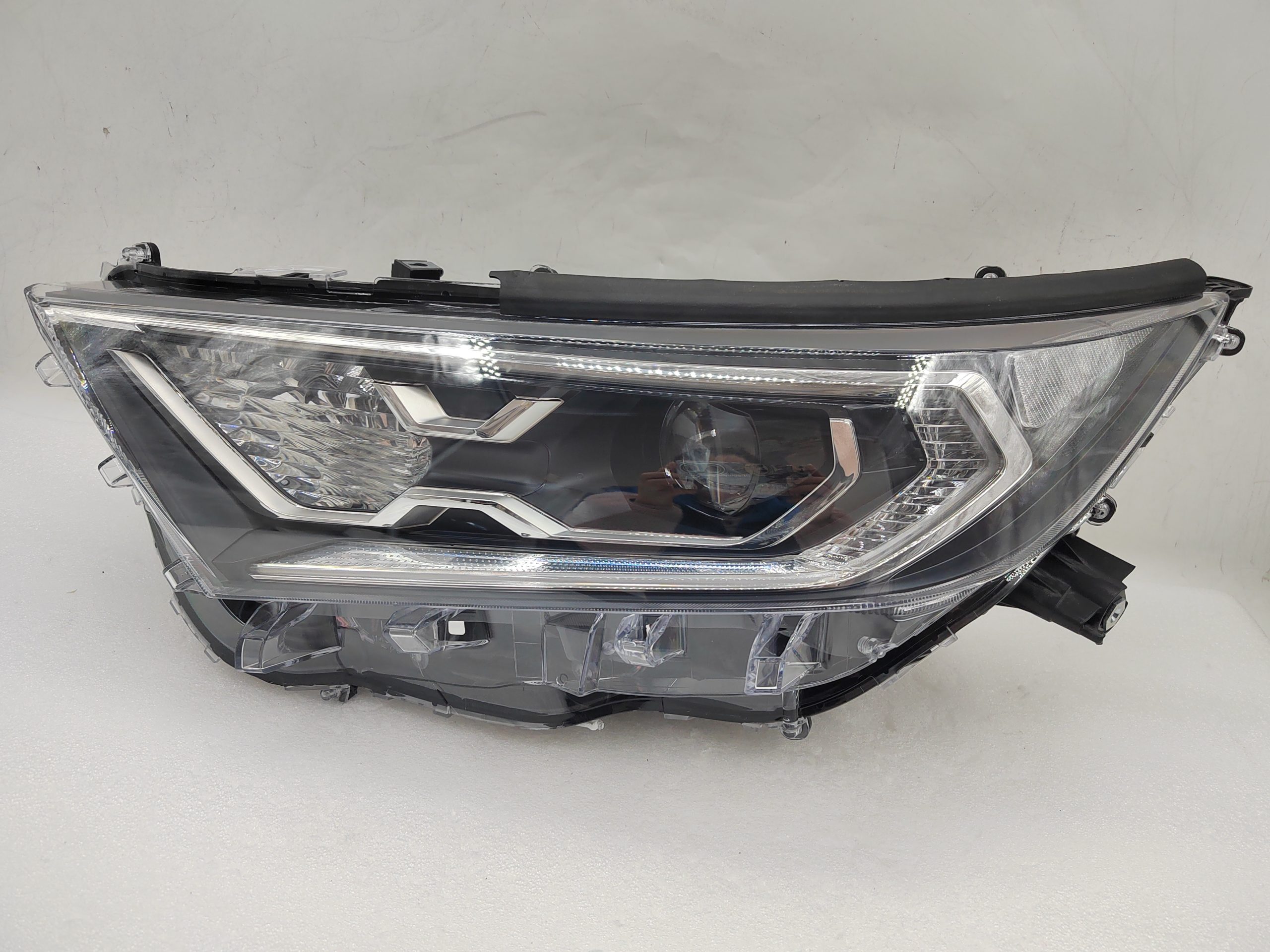 TOYOTA RAV4 V XA50 2019-2021 LED L.H.S HEADLIGHT ASSEMBLY