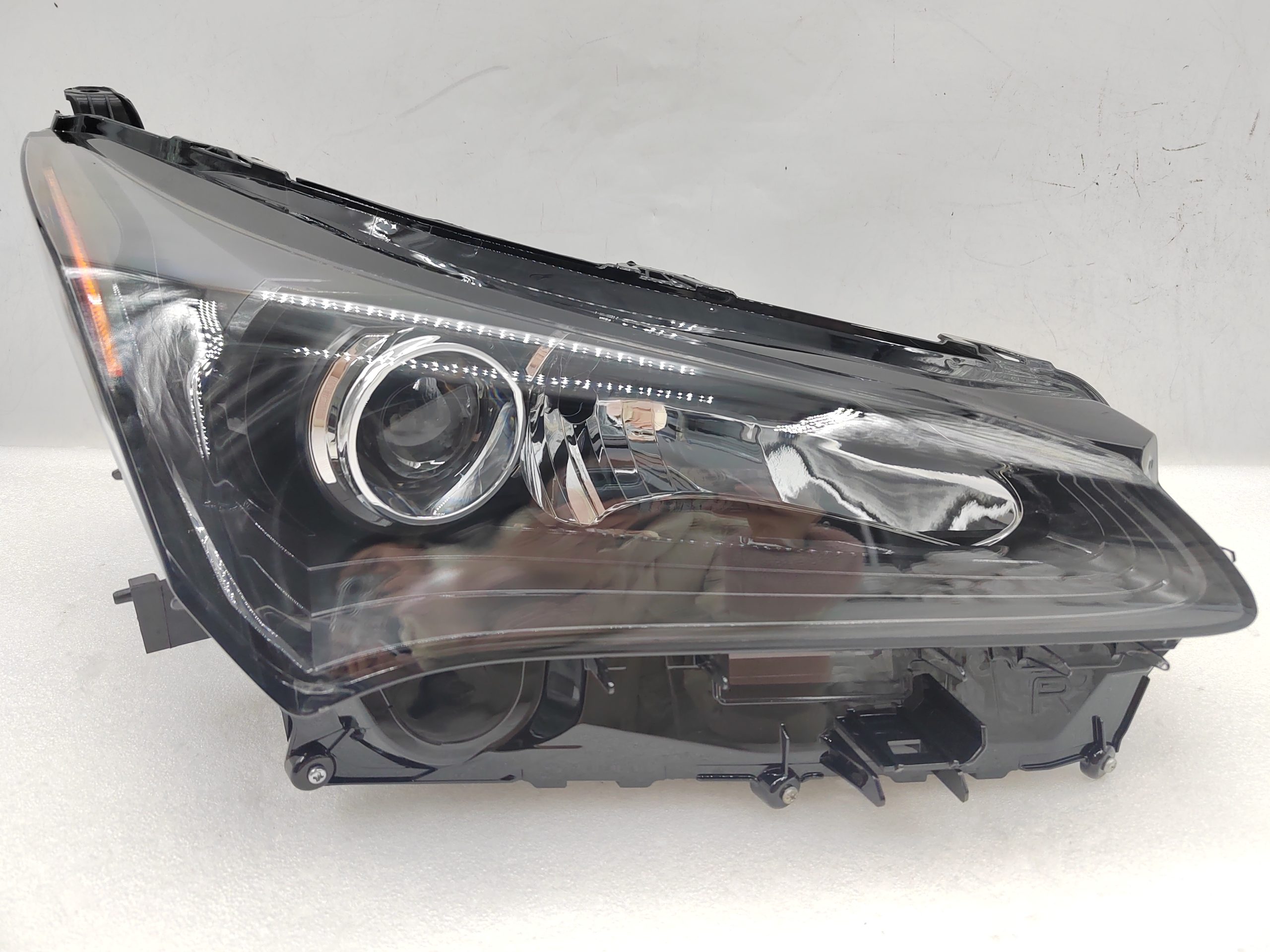LEXUS NX 200T 2015-2017 LED R.H.S HEADLIGHT ASSEMBLY