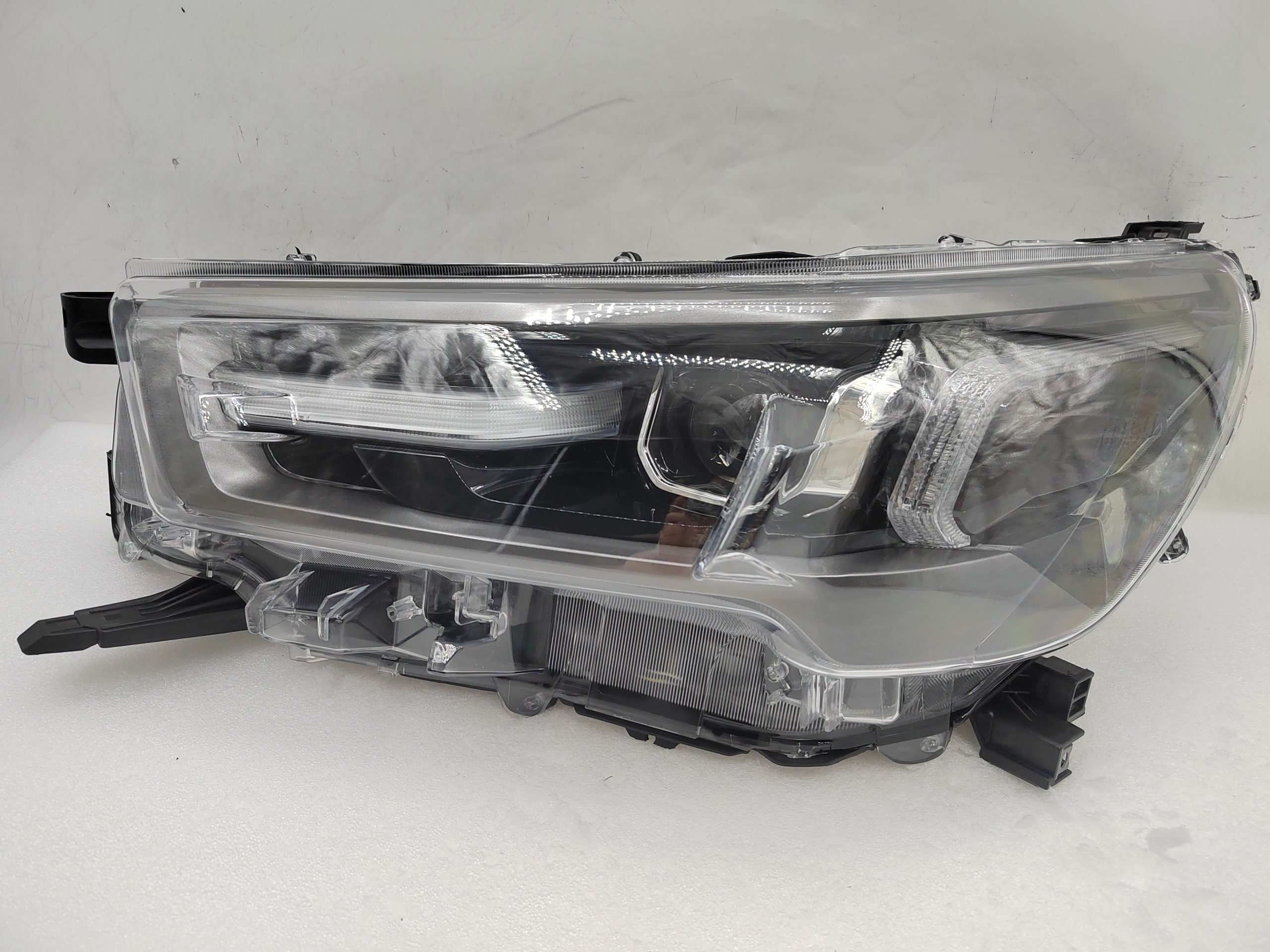 TOYOTA HILUX REVO 2020-2023 LED L.H.S HEADLIGHT ASSEMBLY