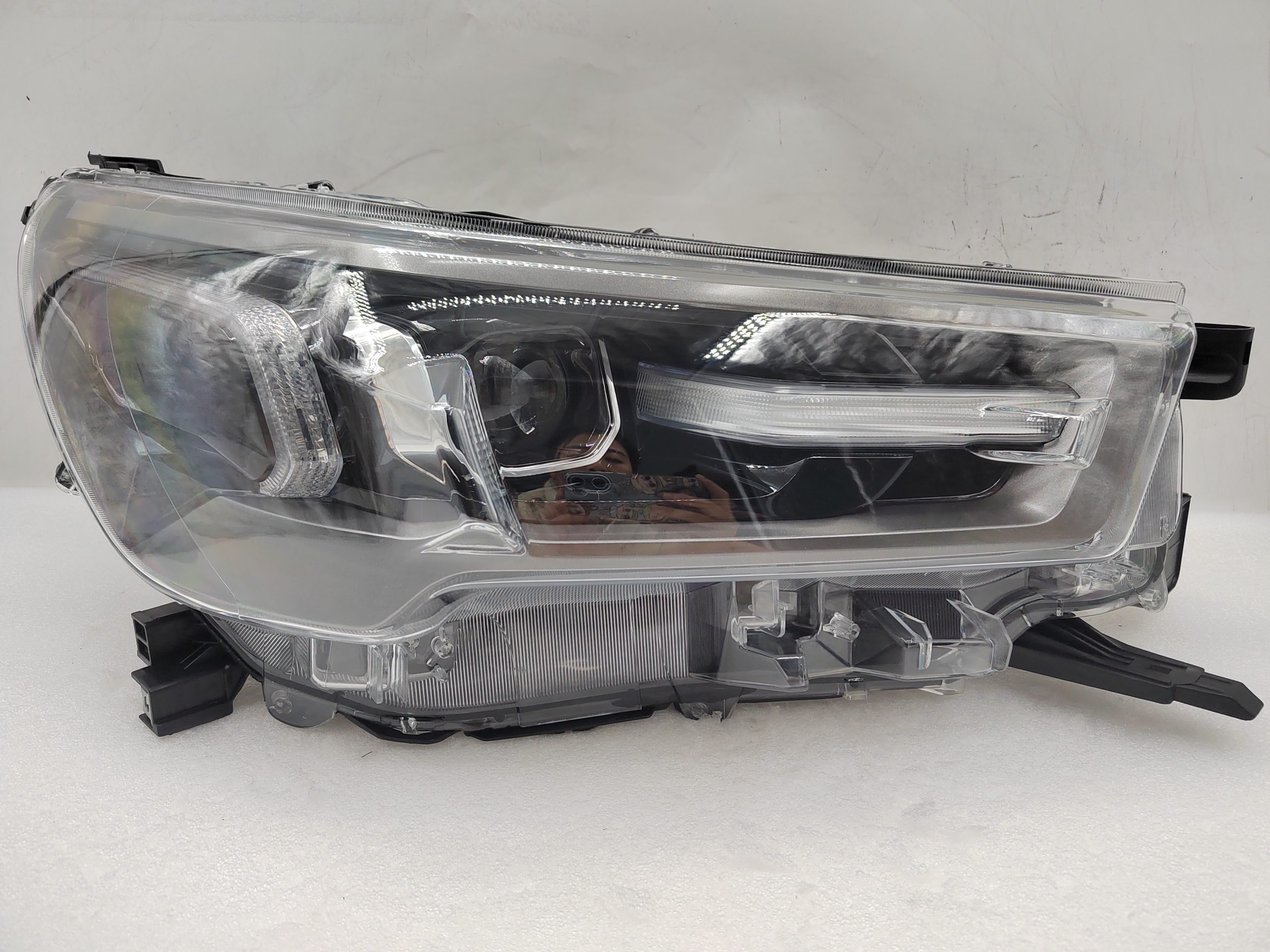 TOYOTA HILUX REVO 2020-2023 LED R.H.S HEADLIGHT ASSEMBLY