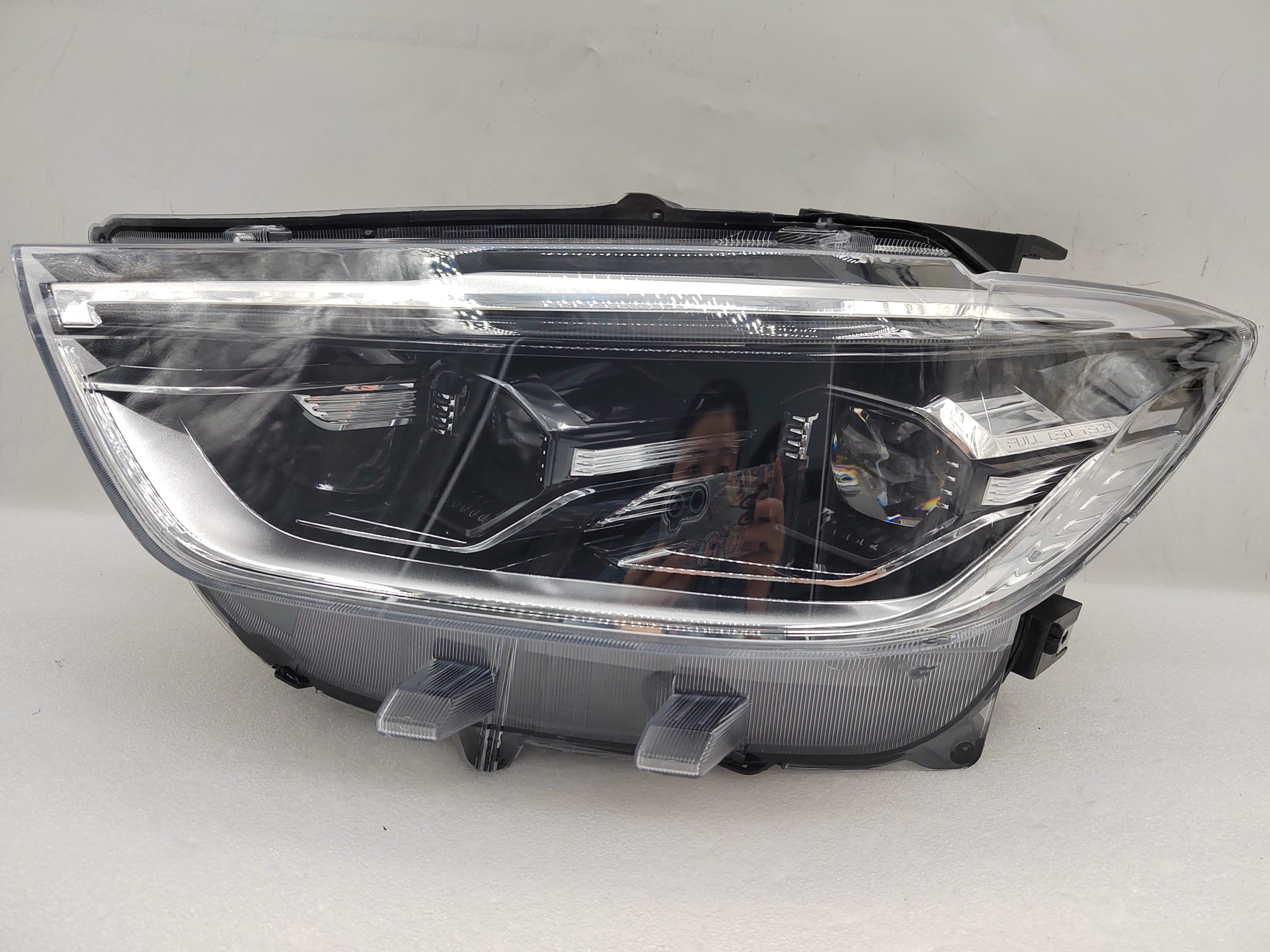 MAXUS LDV D90 2022-2024 LED L.H.S HEADLIGHT ASSEMBLY