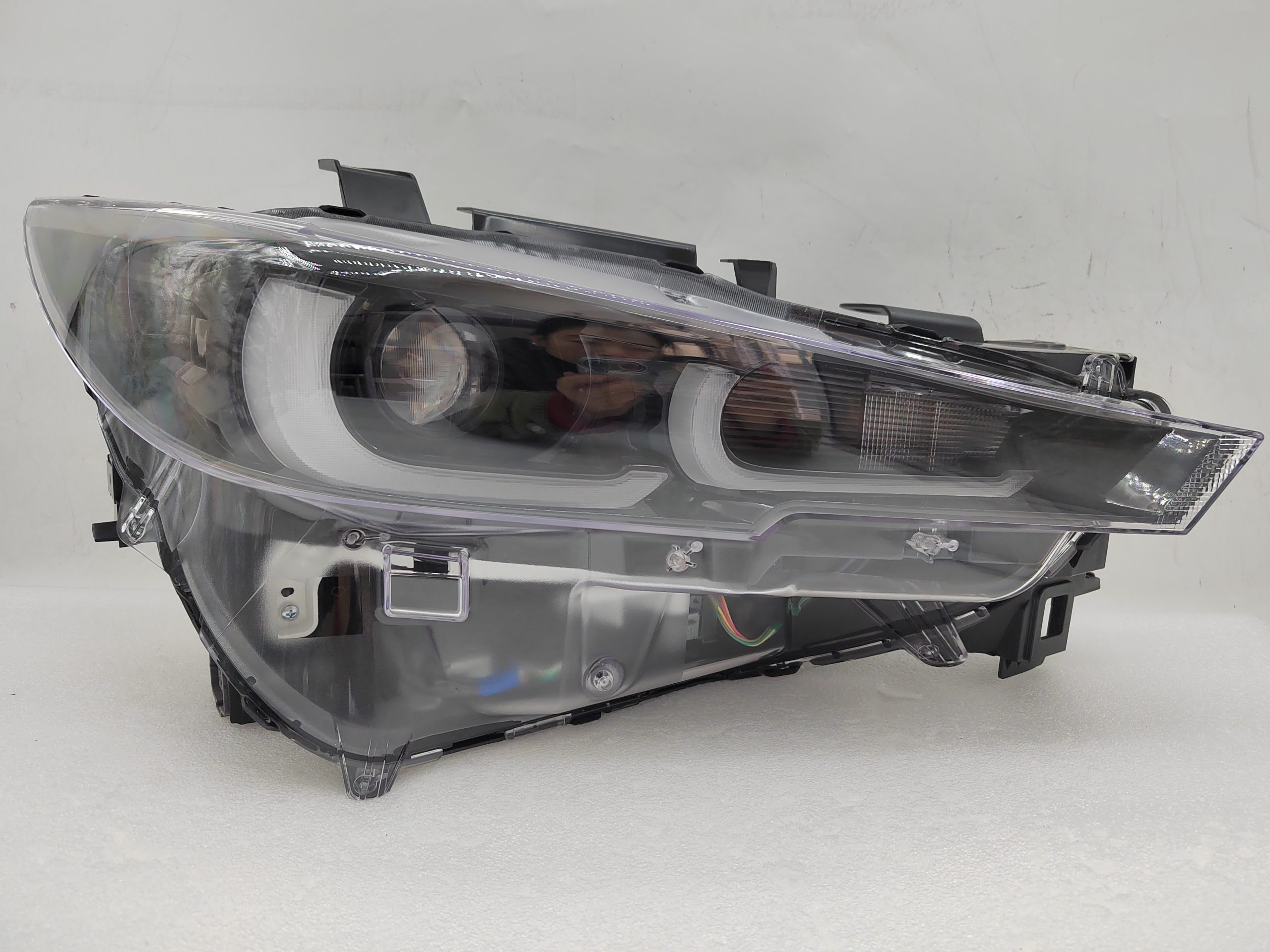 MAZDA CX-5 2022-2024 LED R.H.S HEADLIGHT ASSEMBLY