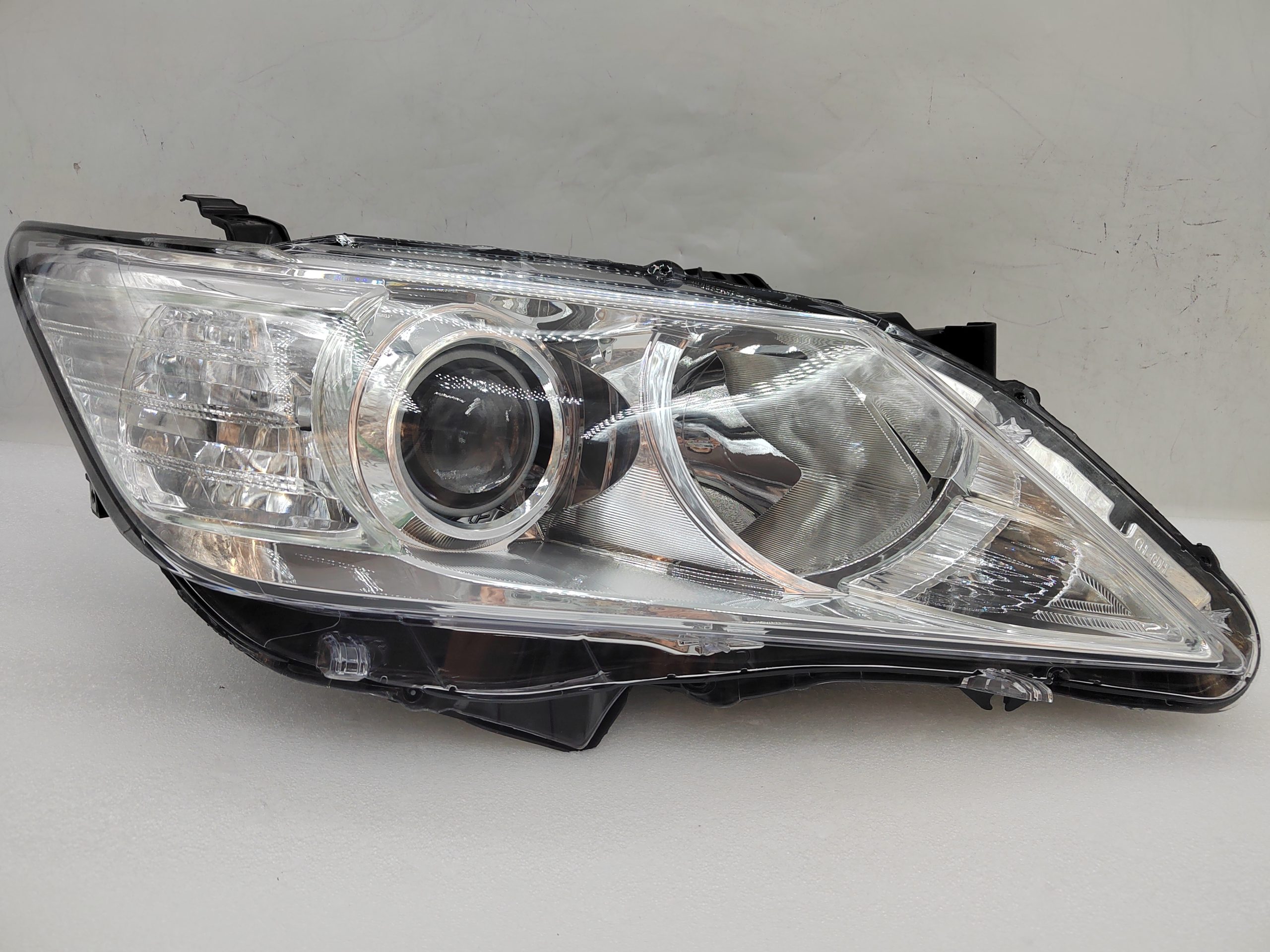 TOYOTA CAMRY ACV41L 2012-2014 HALOGEN R.H.S HEADLIGHT ASSEMBLY