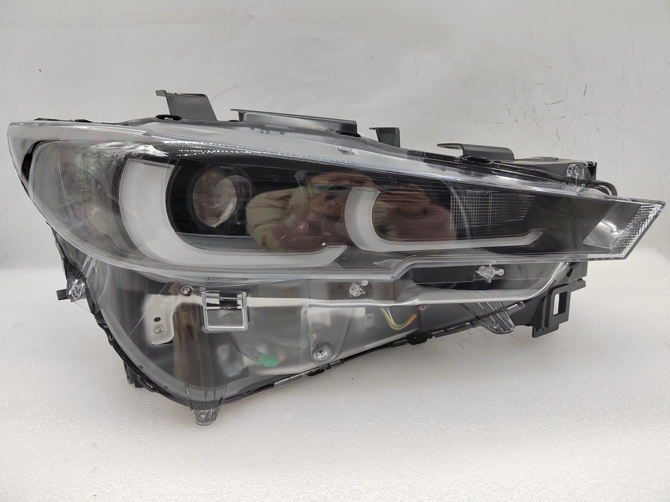 MAZDA CX-5 2022-2024 LED R.H.S HEADLIGHT ASSEMBLY