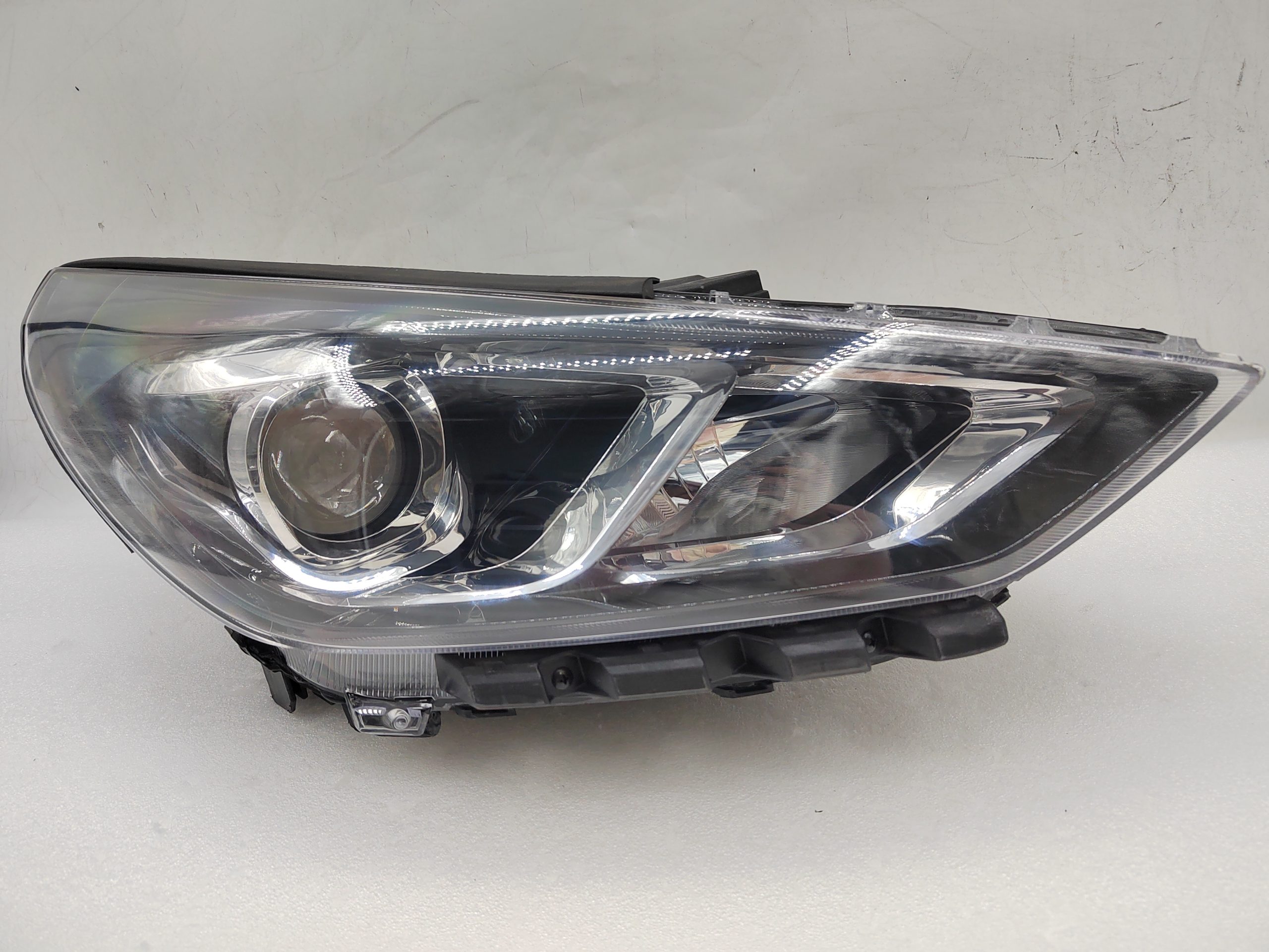 HYUNDAI I30 HATCH 2020-2023 HALOGEN R.H.S HEADLIGHT ASSEMBLY