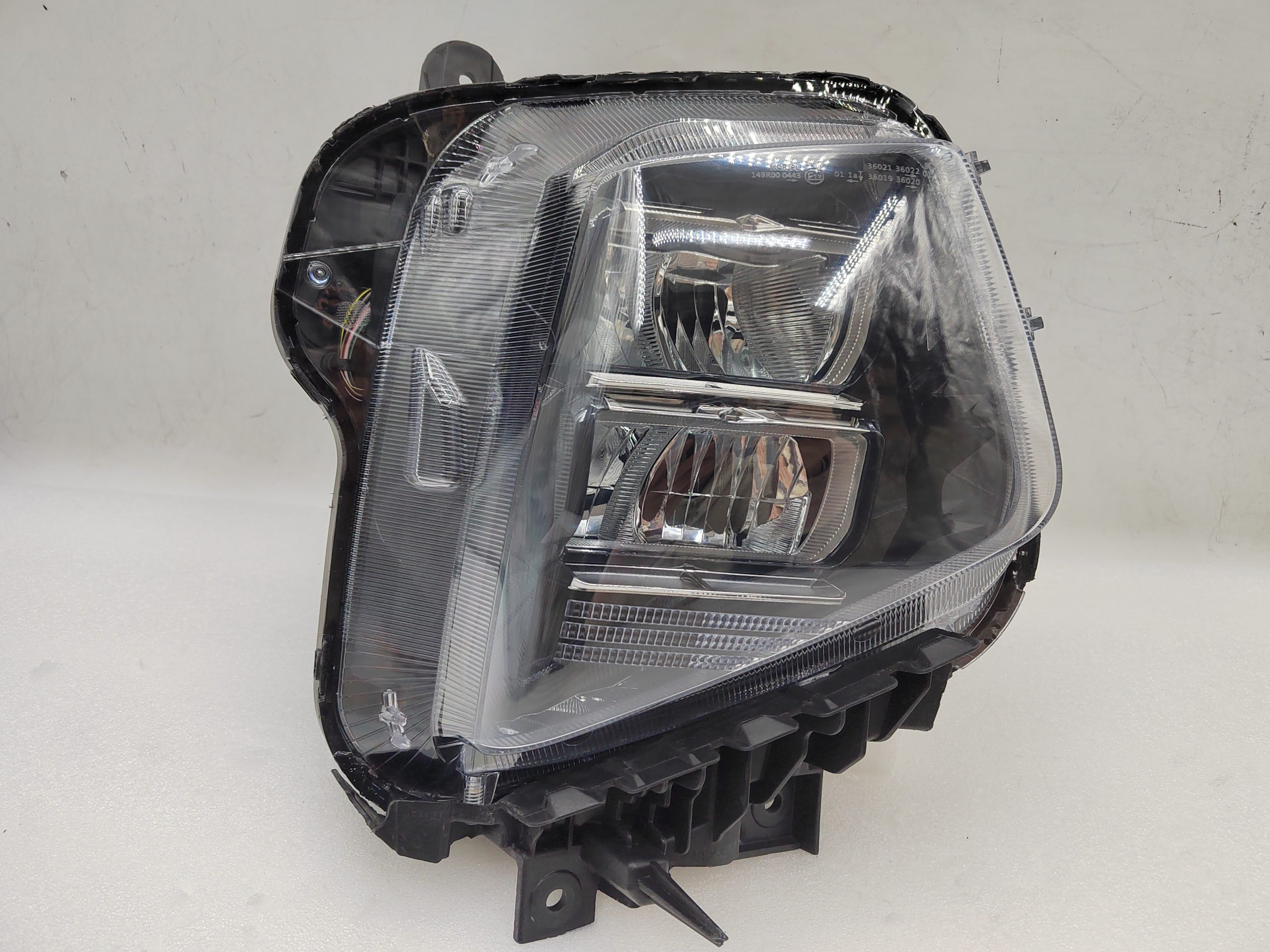 HYUNDAI TUCSON 2021-2023 LED R.H.S HEADLIGHT ASSEMBLY