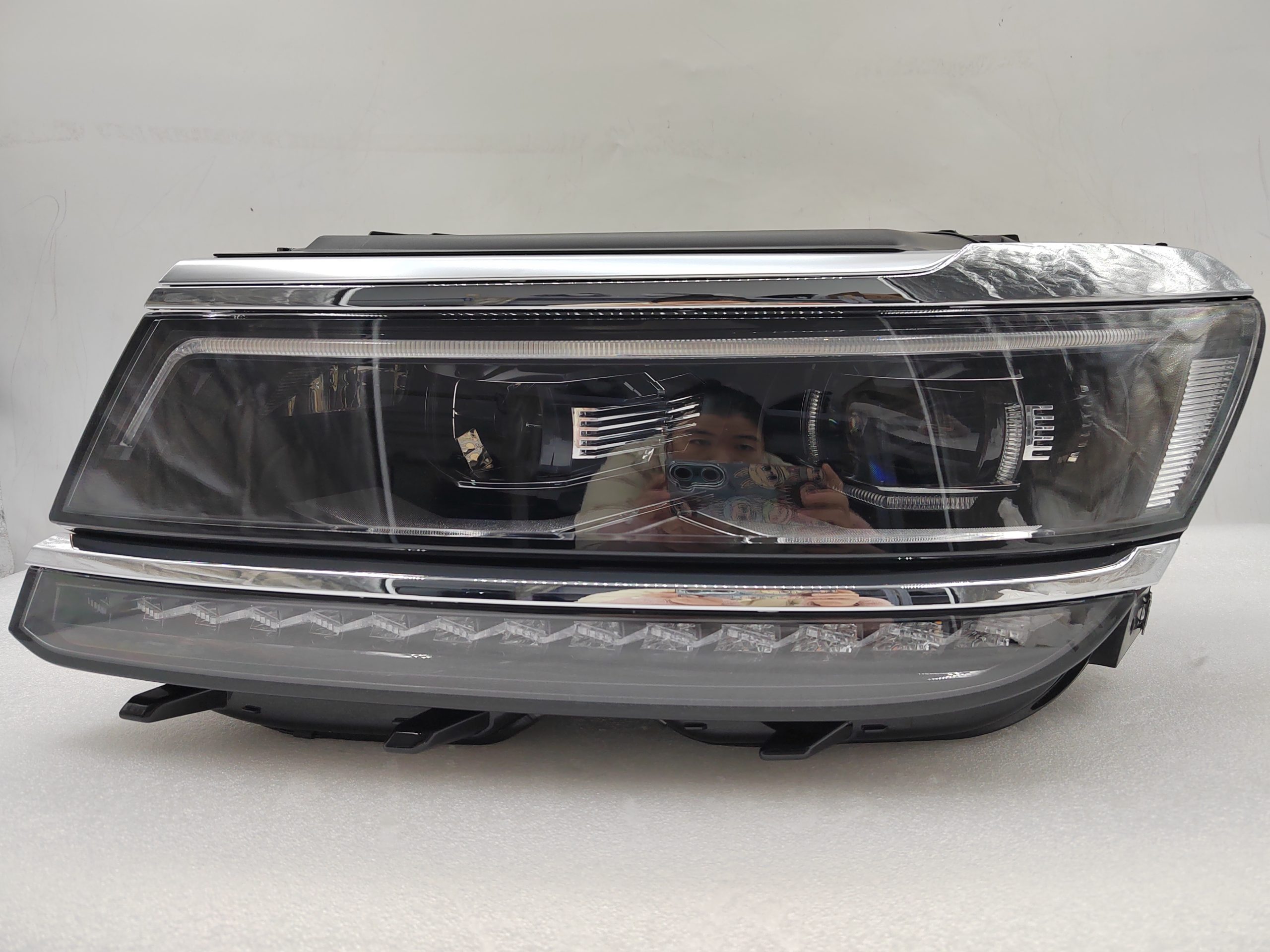 VOLKSWAGEN TIGUAN 2017-2020 LED L.H.S HEADLIGHT ASSEMBLY