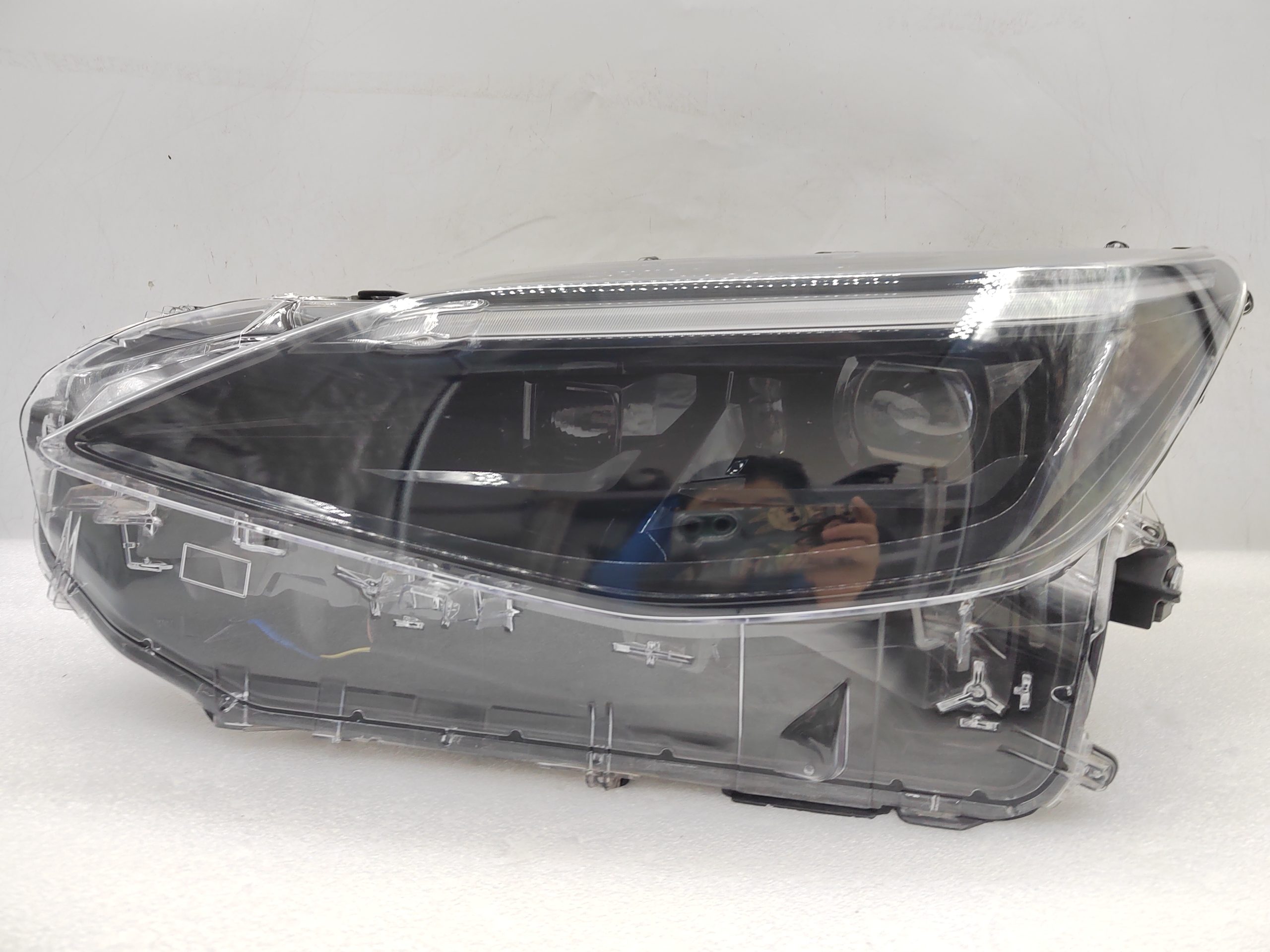 TOYOTA YARIS CROSS MXPB10 2020-2023 LED L.H.S HEADLIGHT ASSEMBLY