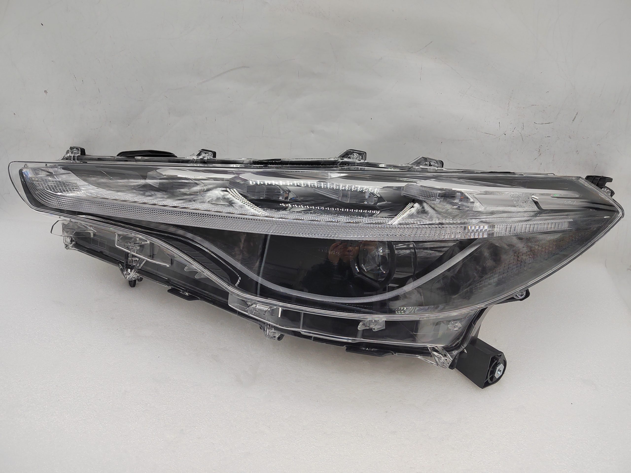 TOYOTA COROLLA CROSS 2021-2023 LED L.H.S HEADLIGHT ASSEMBLY