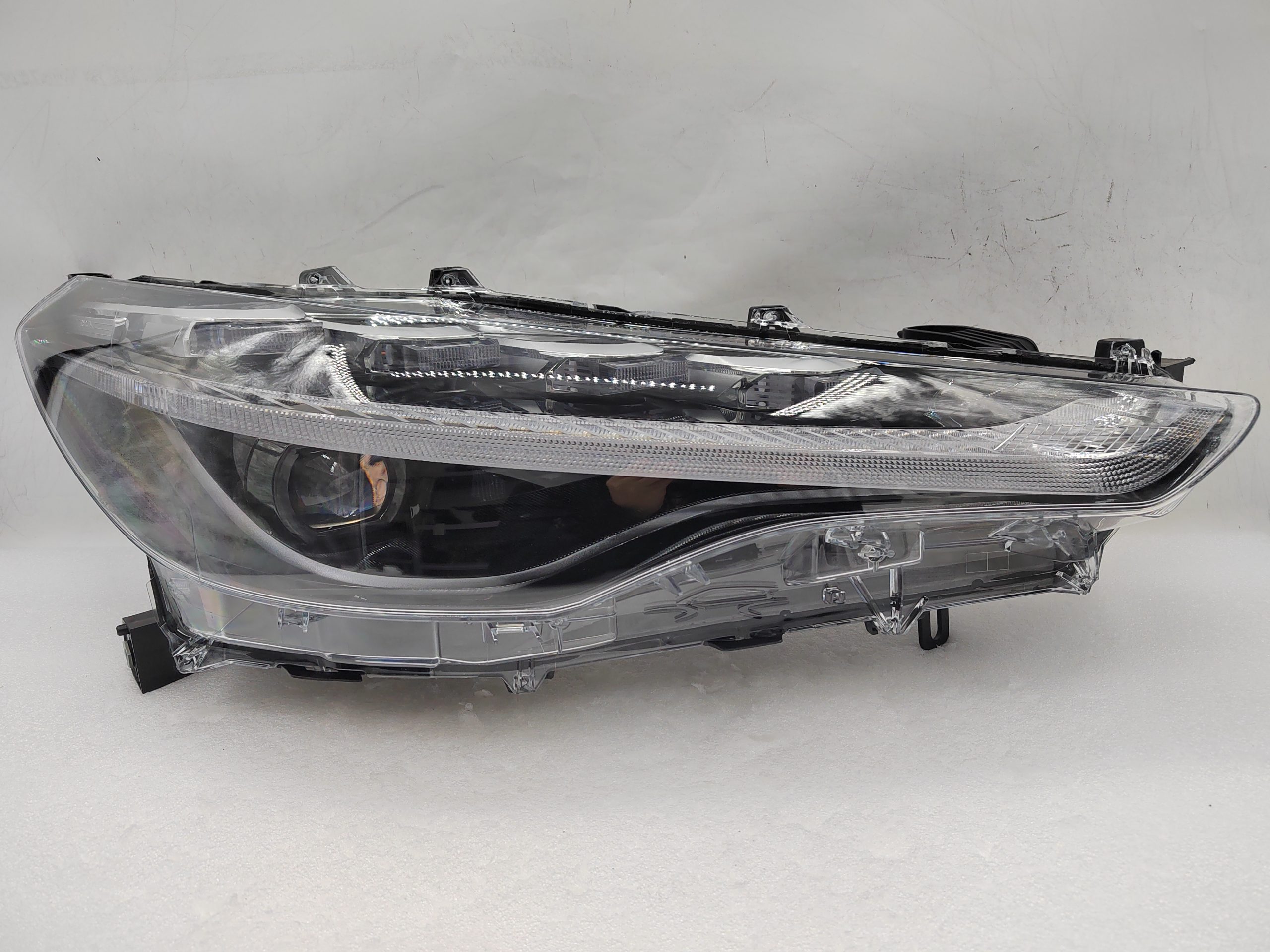 TOYOTA COROLLA CROSS 2021-2023 LED R.H.S HEADLIGHT ASSEMBLY