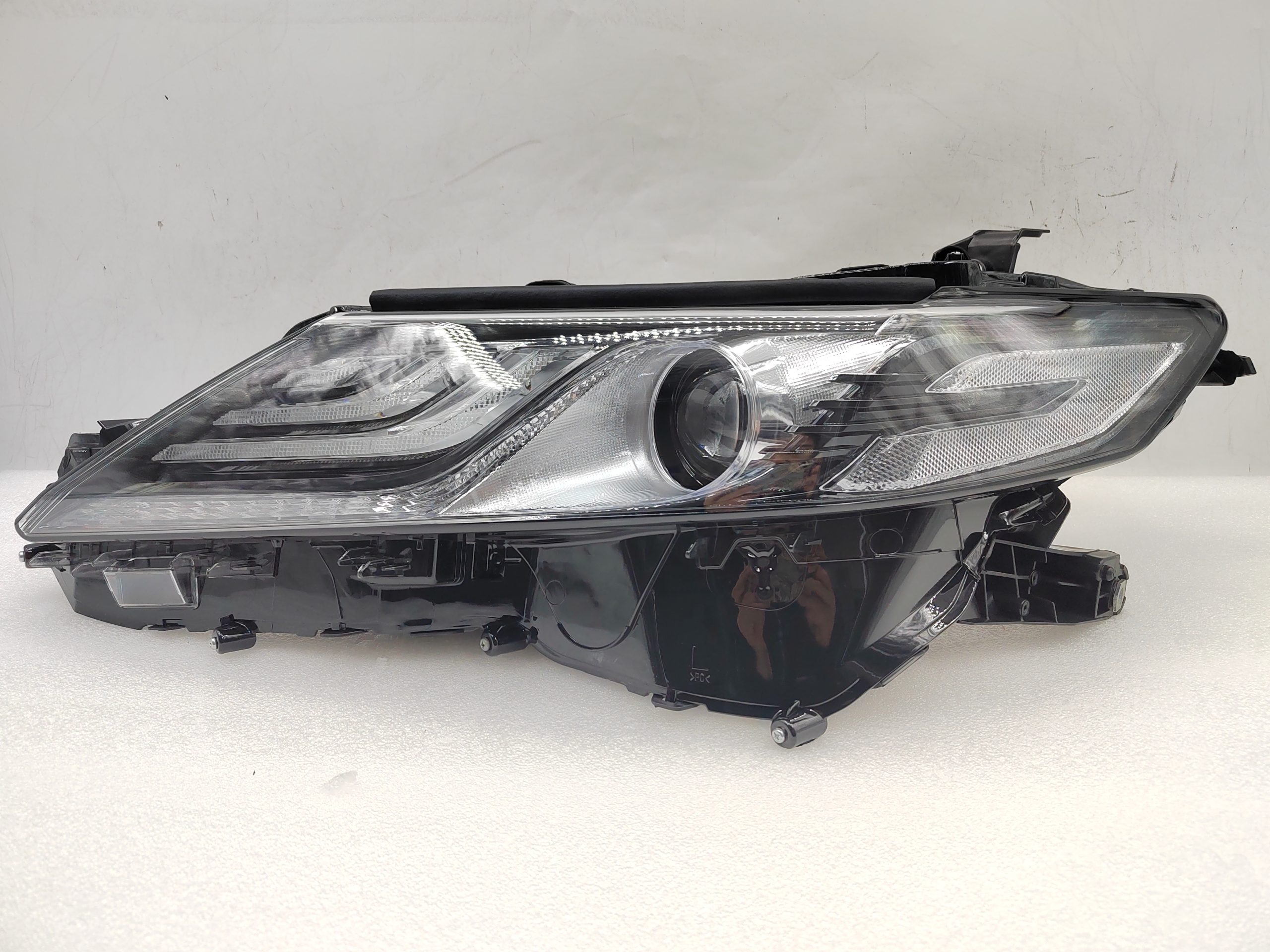 TOYOTA CAMRY ACV70 2018-2022 LED L.H.S HEADLIGHT ASSEMBLY