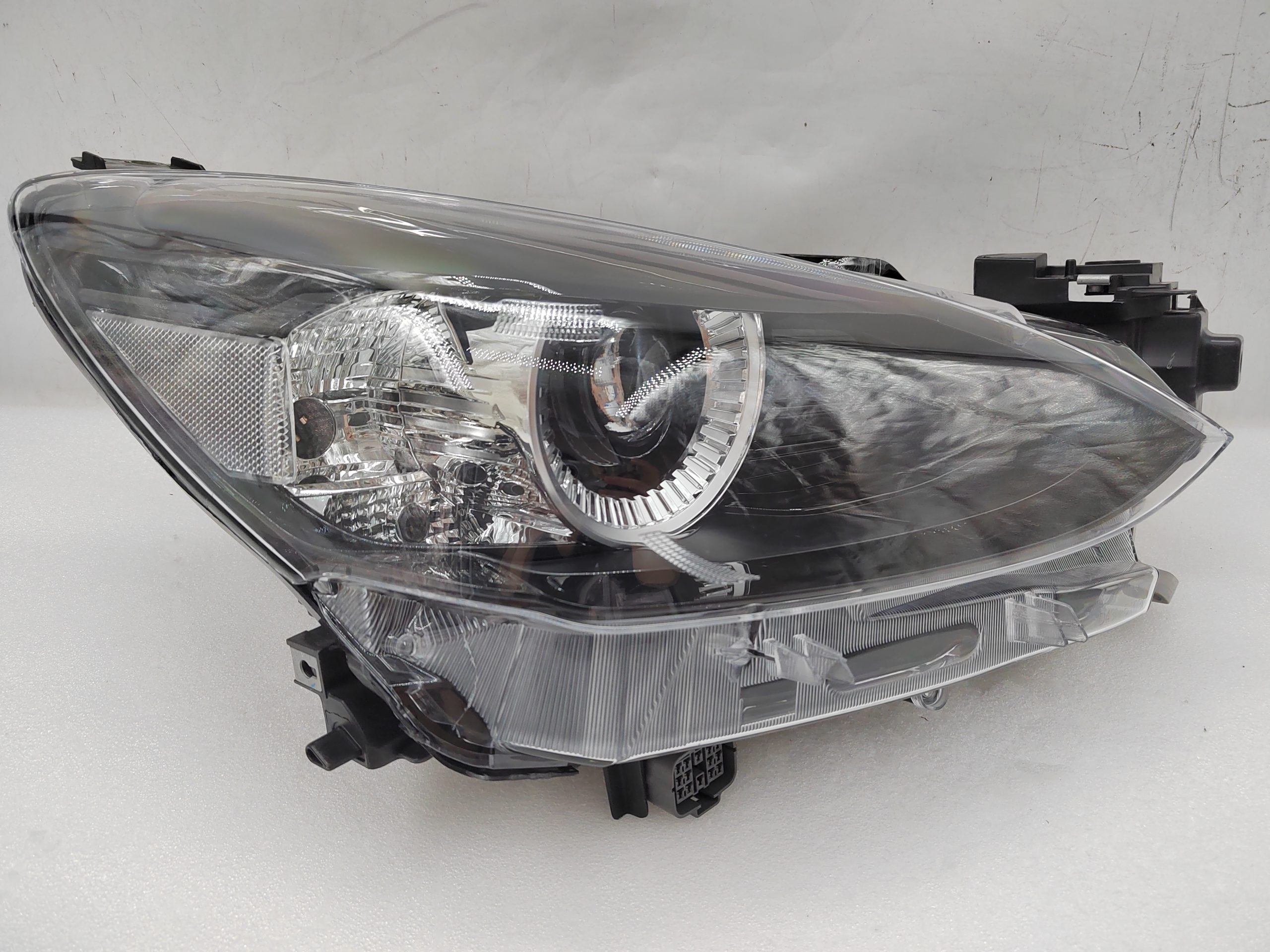 MAZDA 2 2020-2023 LED R.H.S HEADLIGHT ASSEMBLY