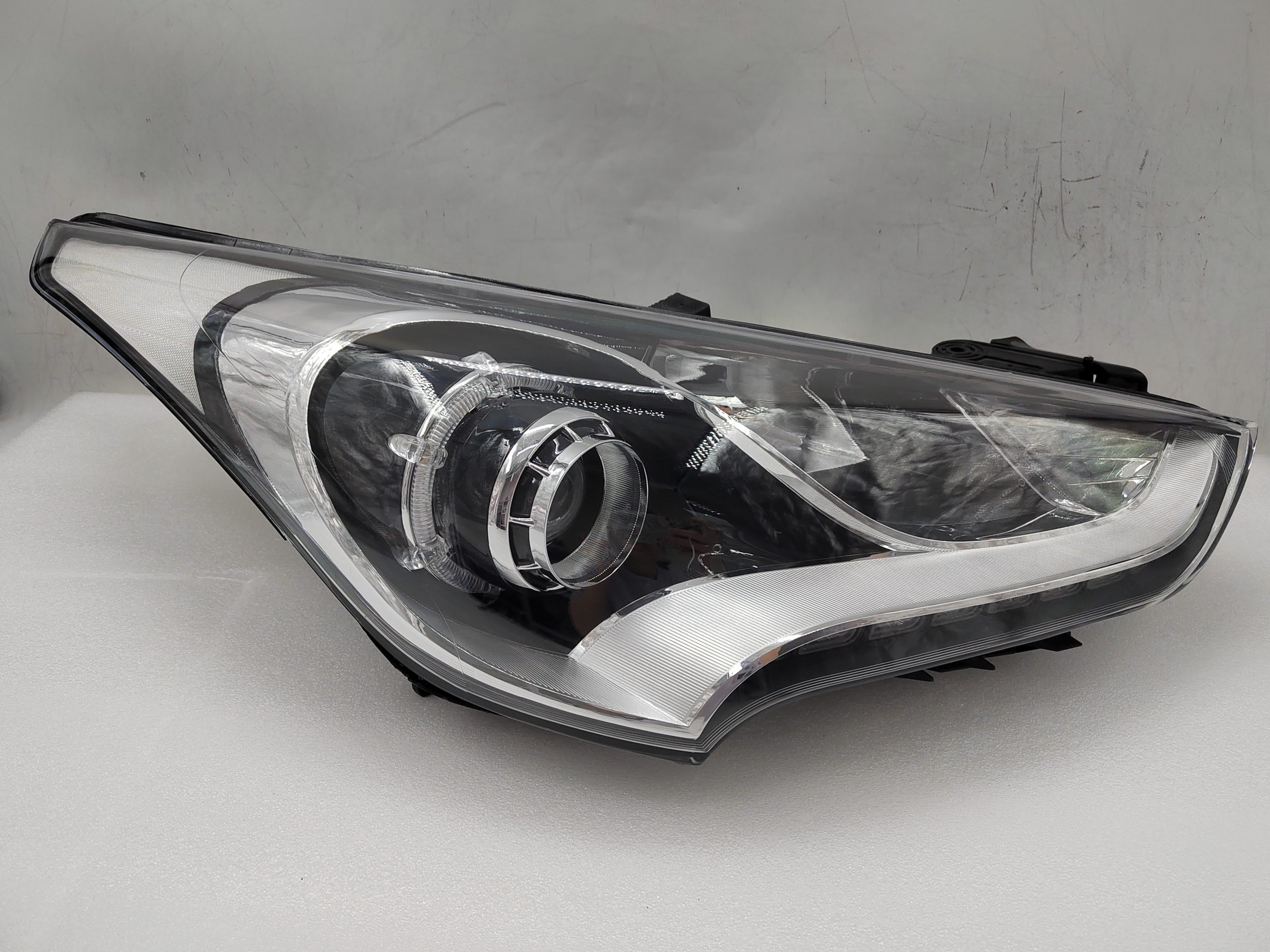 HYUNDAI VELOSTER 2011-2017 HALOGEN R.H.S HEADLIGHT ASSEMBLY