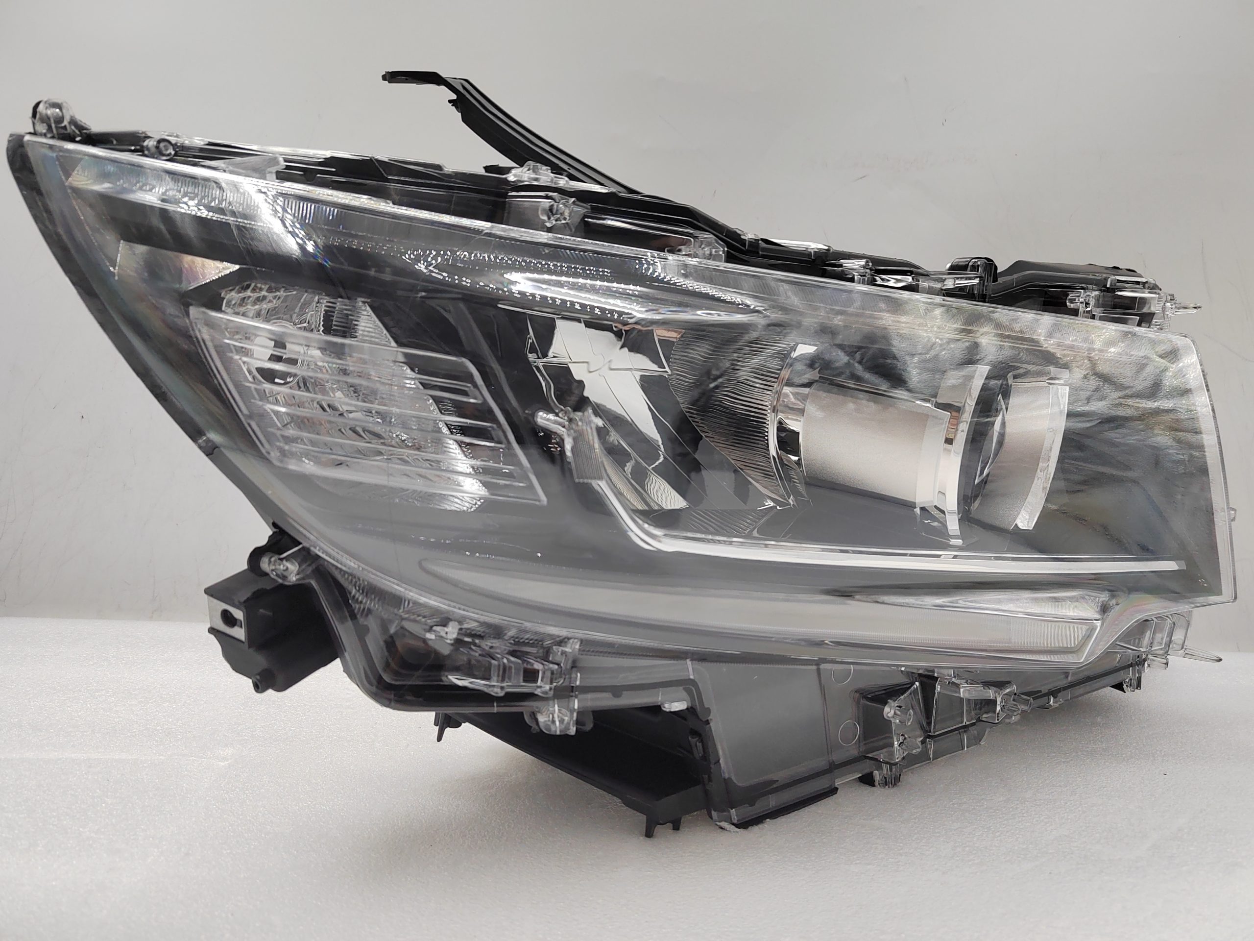 TOYOTA LANDCRUISER PRADO 150 GDJ150R 2018-2022 LED R.H.S HEADLIGHT ASSEMBLY