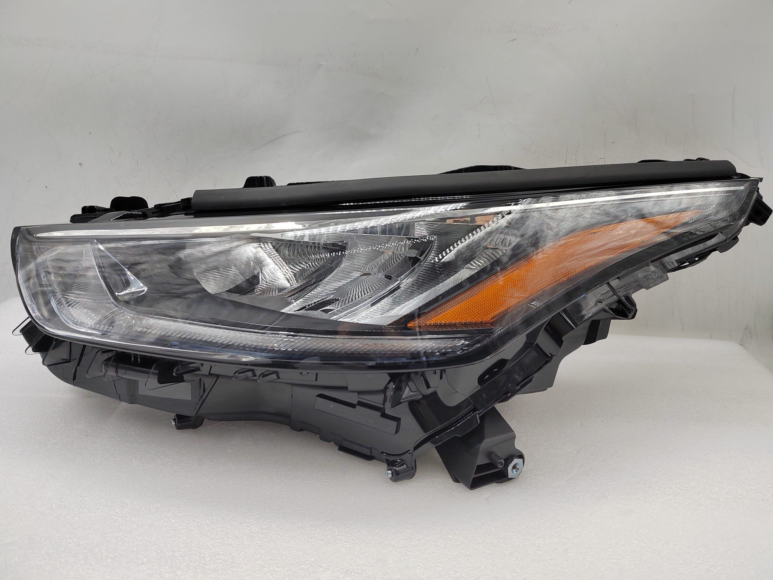 TOYOTA KLUGER 2020-2023 LED L.H.S HEADLIGHT ASSEMBLY