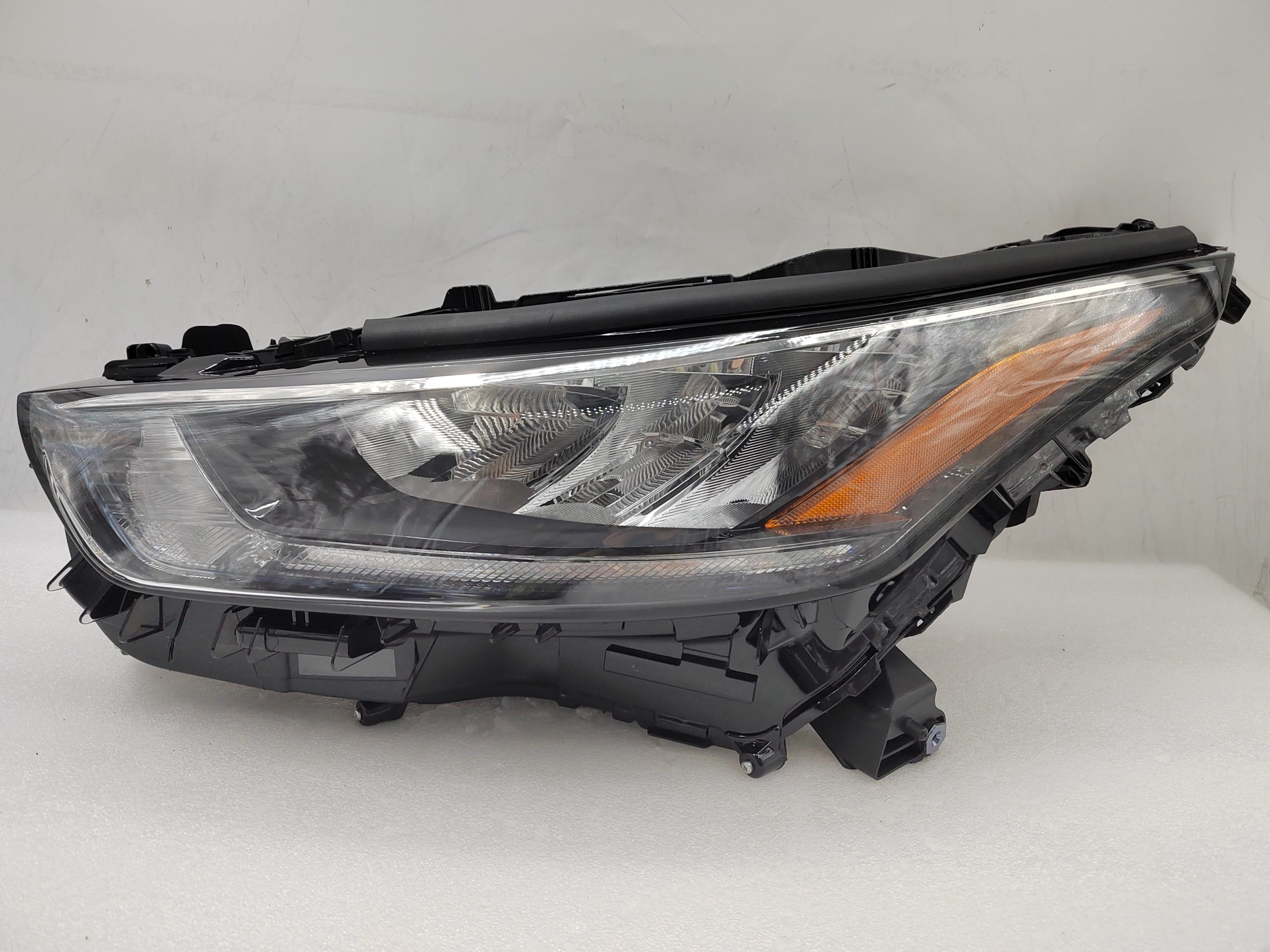 TOYOTA KLUGER 2020-2023 LED L.H.S HEADLIGHT ASSEMBLY