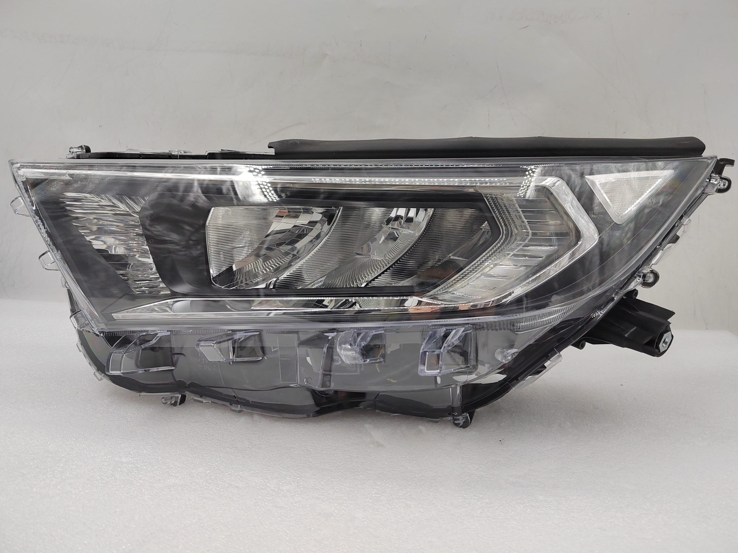 TOYOTA RAV4 V XA50 2019-2021 LED L.H.S HEADLIGHT ASSEMBLY