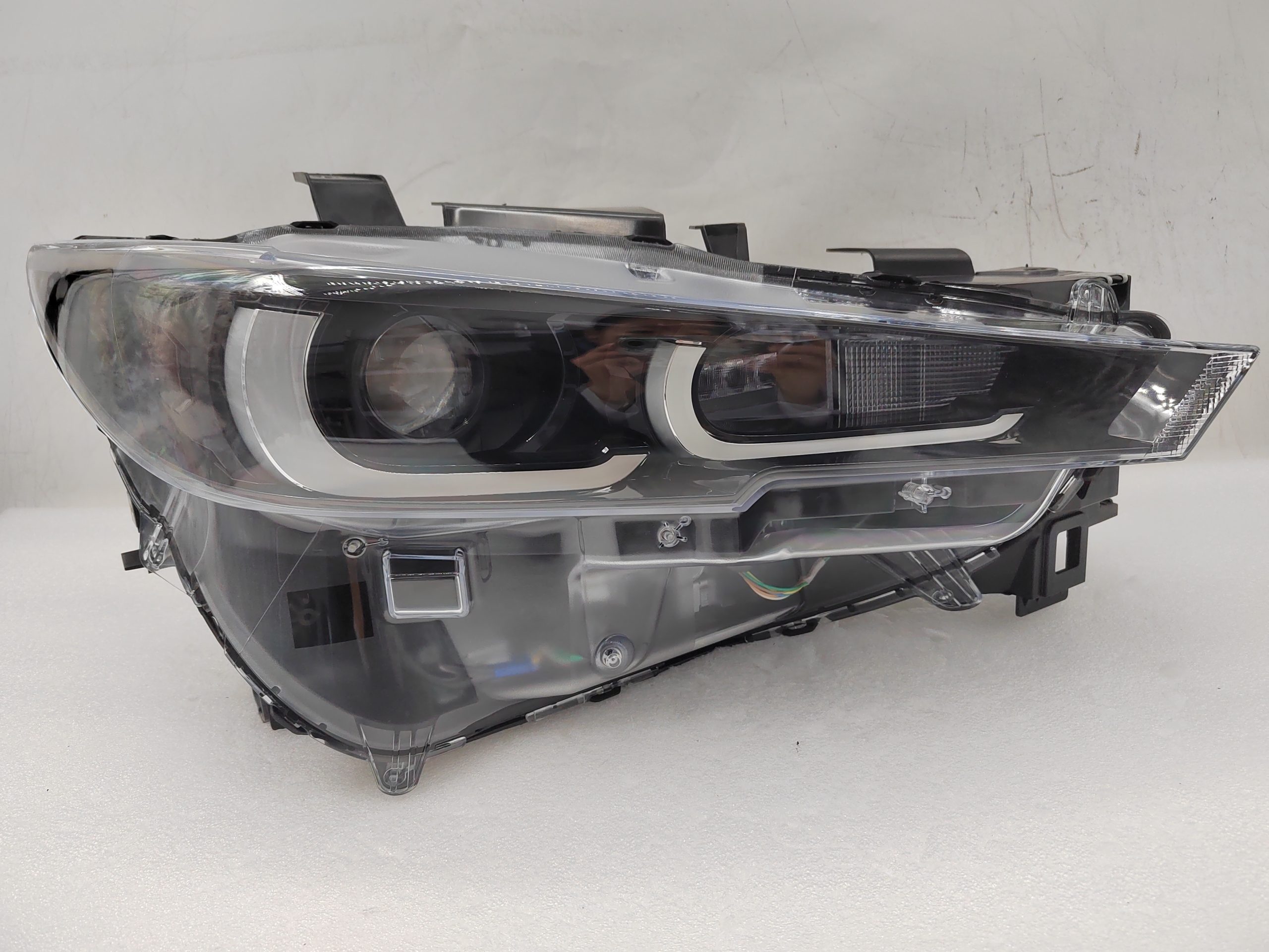 MAZDA CX-5 2022-2024 LED R.H.S HEADLIGHT ASSEMBLY