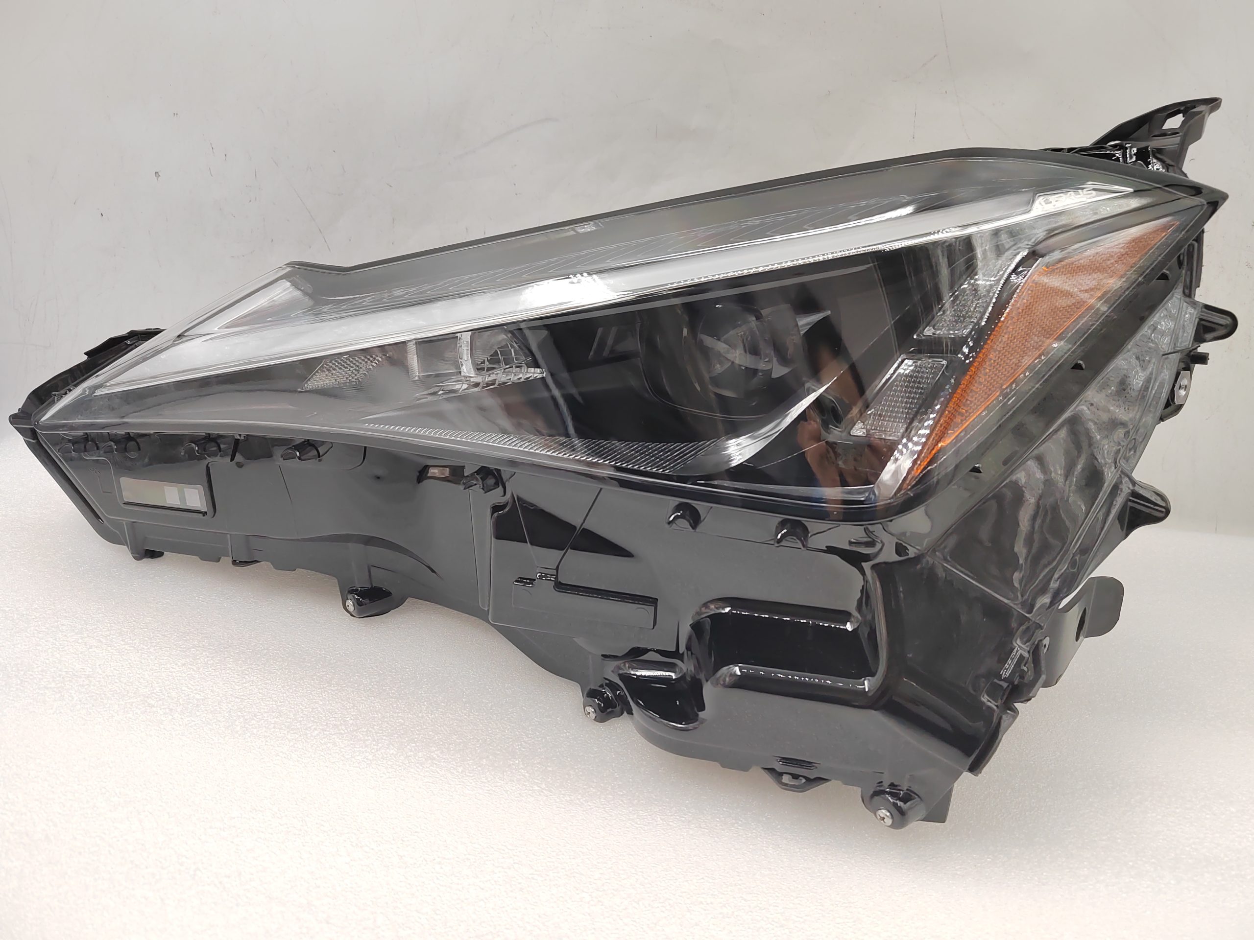 LEXUS UX 200&250H 2019-2023 LED L.H.S HEADLIGHT ASSEMBLY