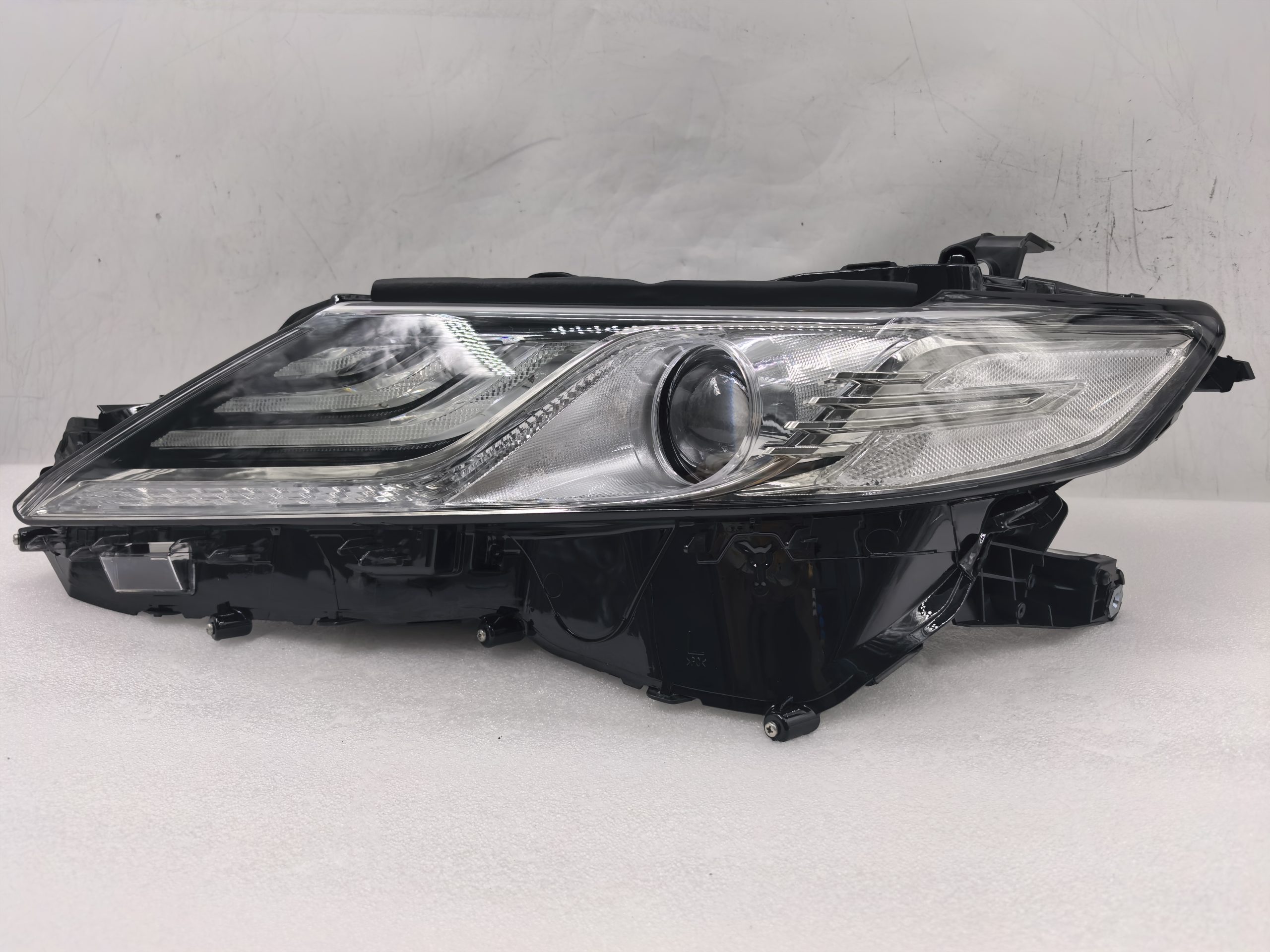TOYOTA CAMRY ACV70 2018-2022 LED L.H.S HEADLIGHT ASSEMBLY
