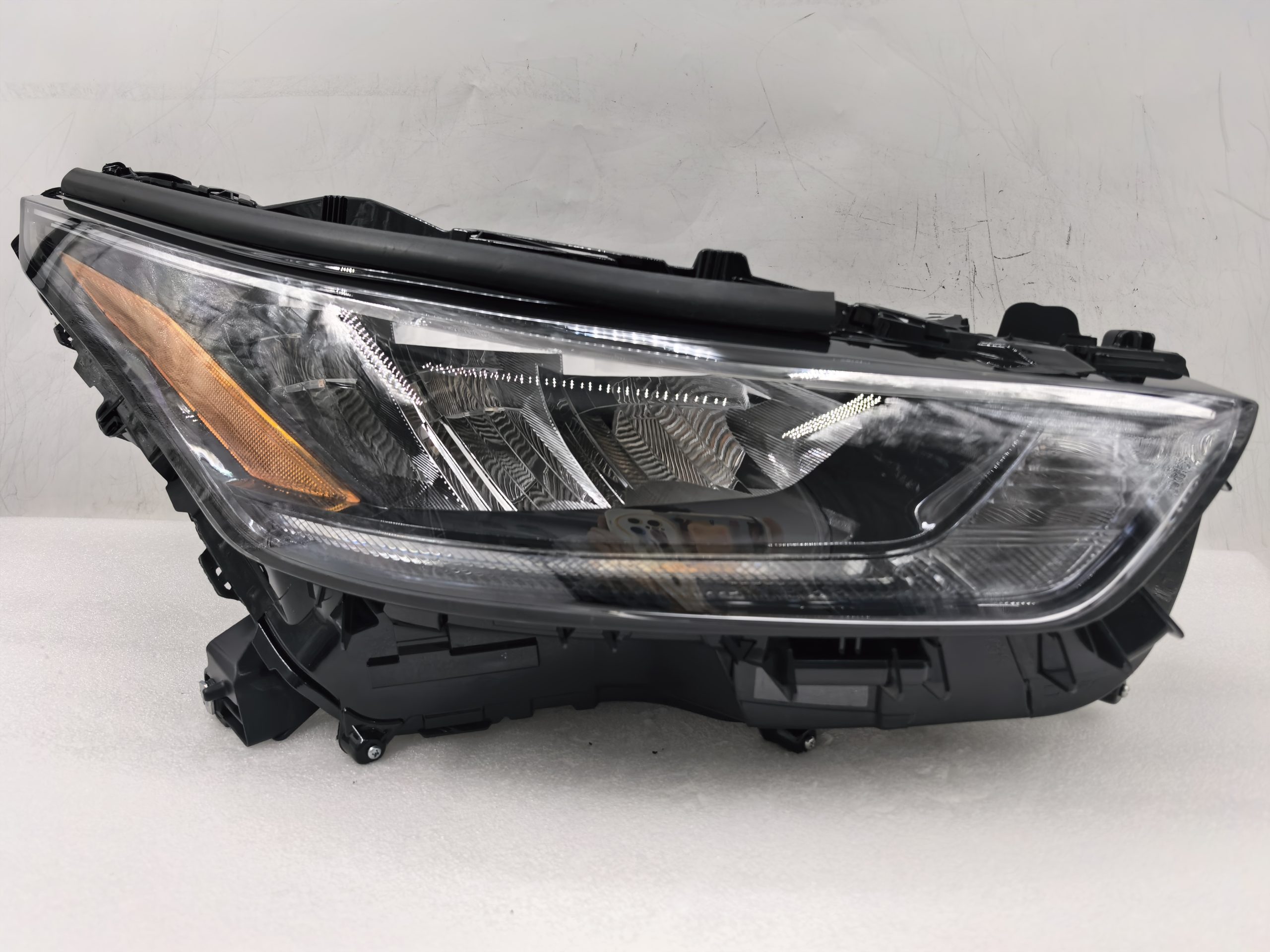 TOYOTA KLUGER 2020-2023 LED R.H.S HEADLIGHT ASSEMBLY