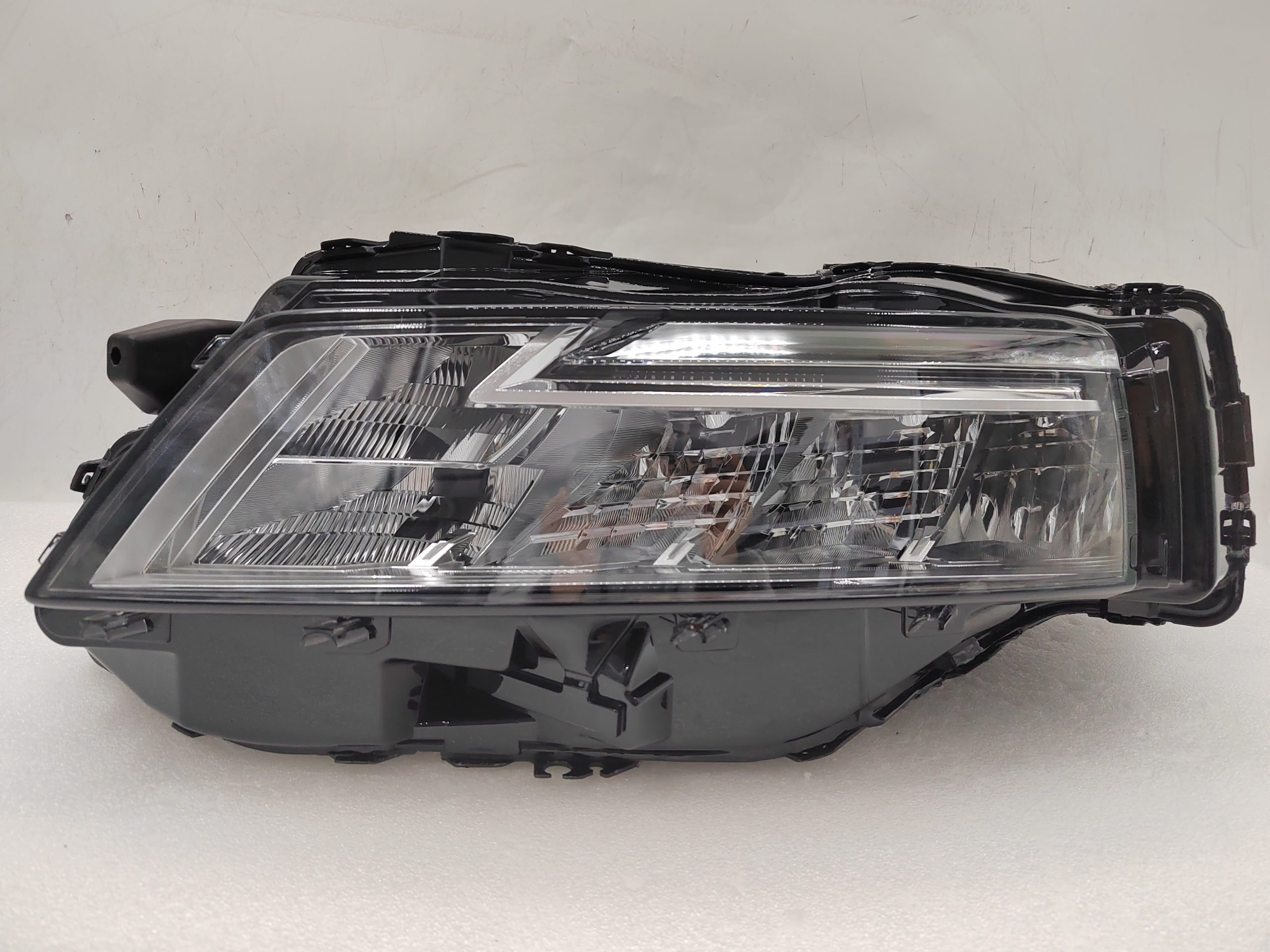 NISSAN X-TRAIL/ROGUE 2021-2023 LED L.H.S HEADLIGHT ASSEMBLY