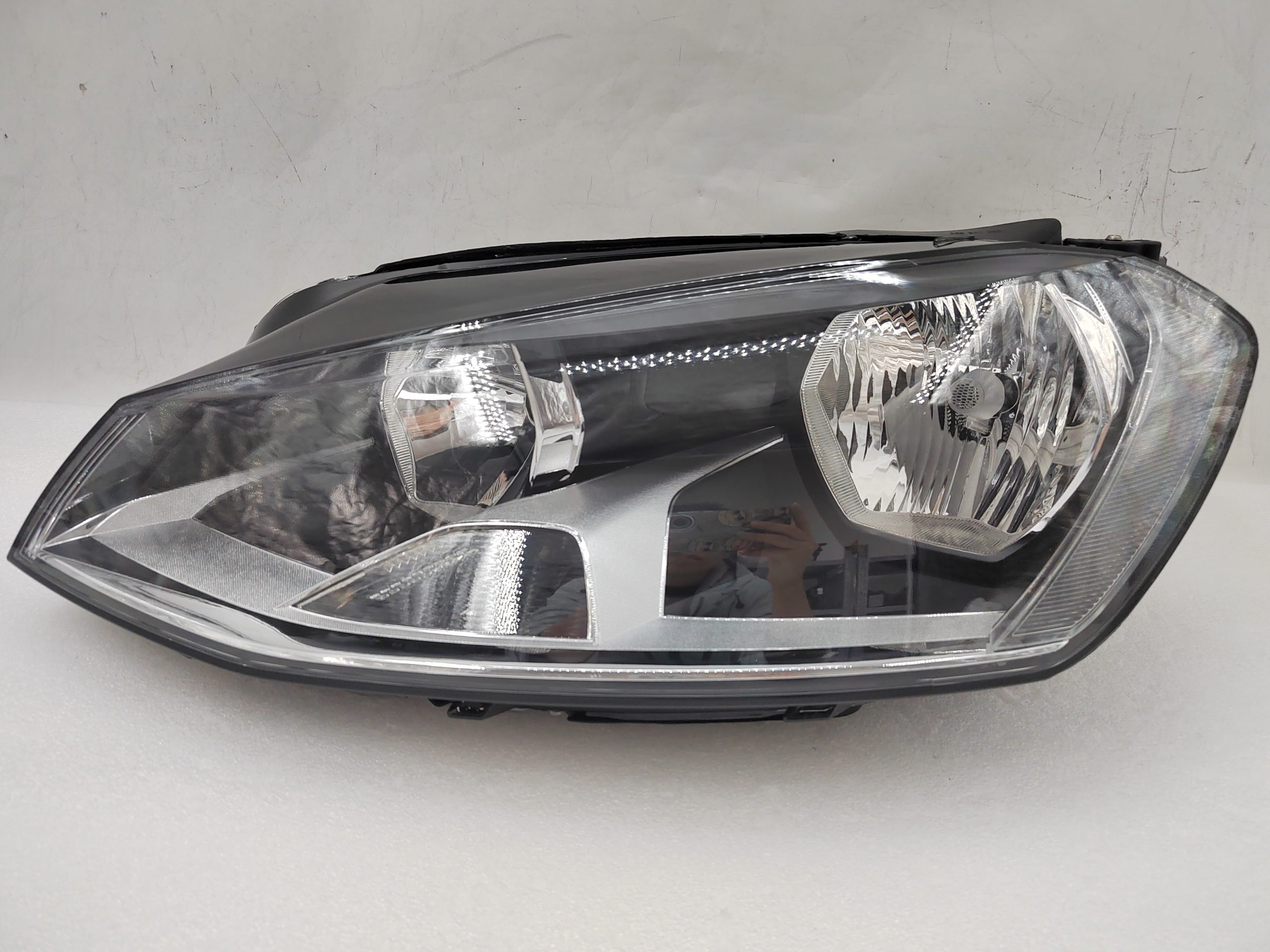VOLKSWAGEN GOLF MK7 2014-2016 HALOGEN L.H.S HEADLIGHT ASSEMBLY