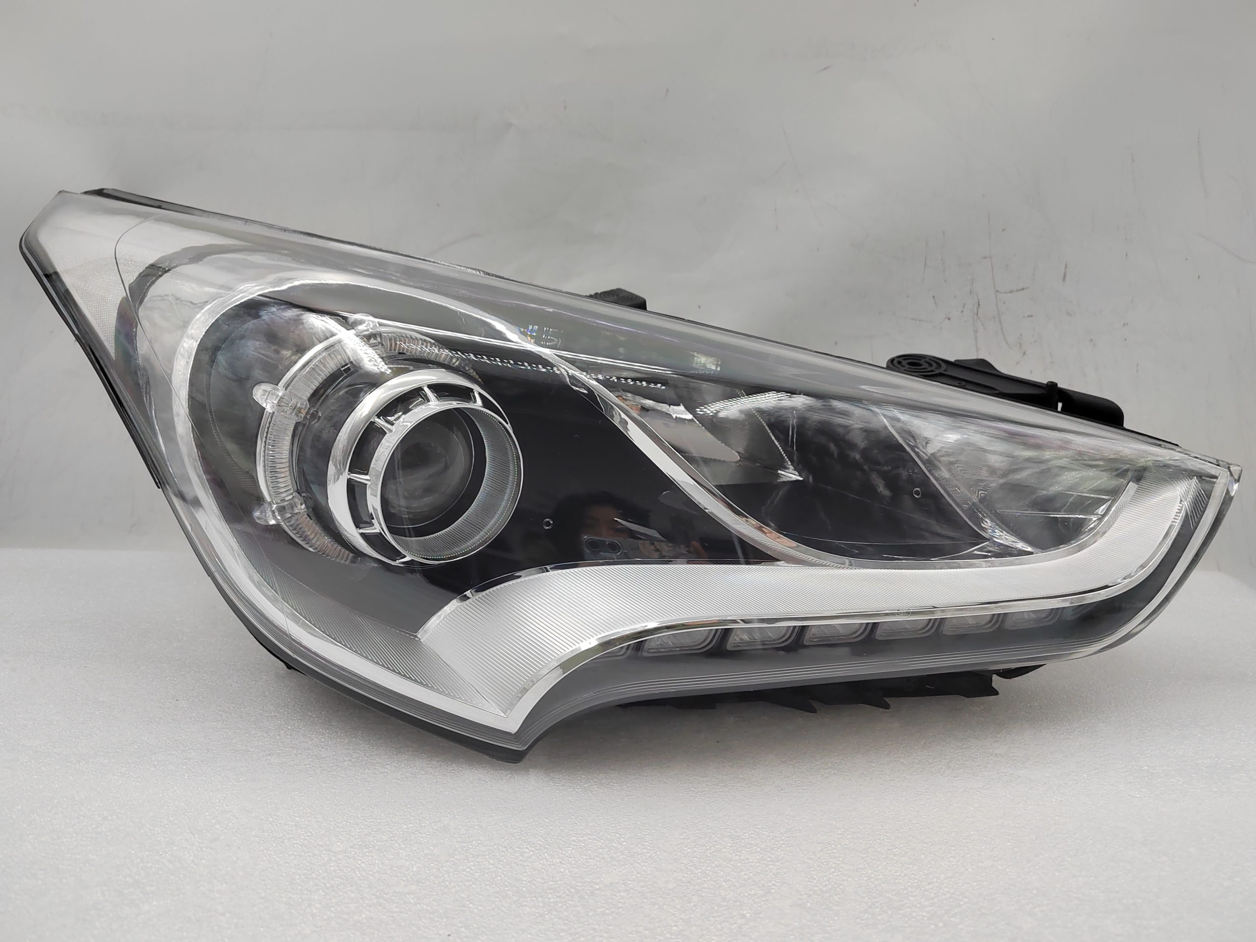 HYUNDAI VELOSTER 2011-2017 HALOGEN R.H.S HEADLIGHT ASSEMBLY