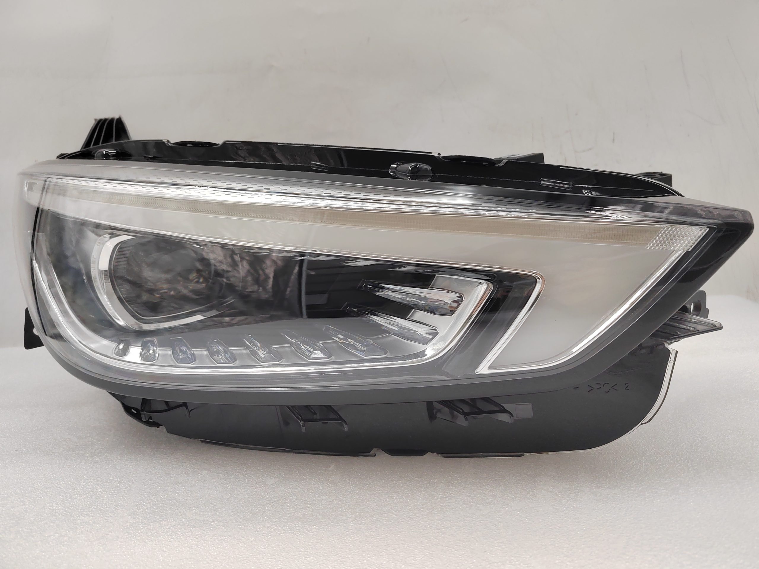 MG ZST 2021-2023 LED R.H.S HEADLIGHT ASSEMBLY