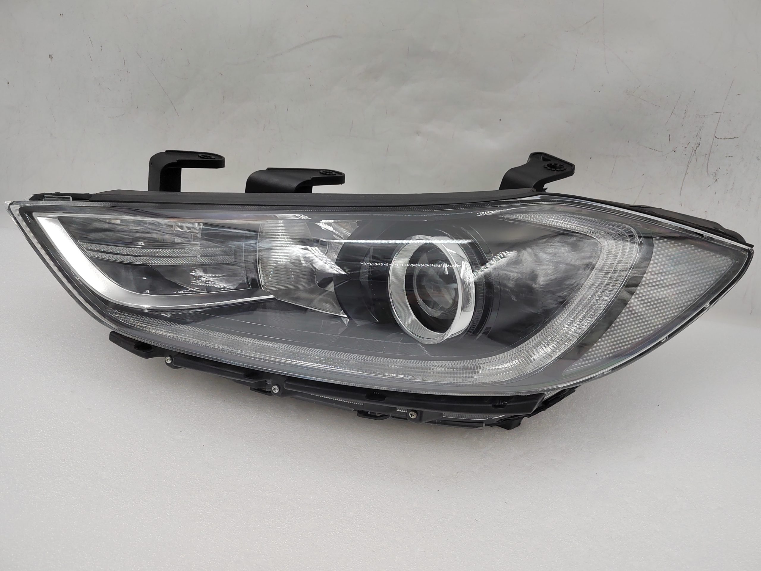 HYUNDAI ELANTRA AD 2017-2018 HALOGEN L.H.S HEADLIGHT ASSEMBLY