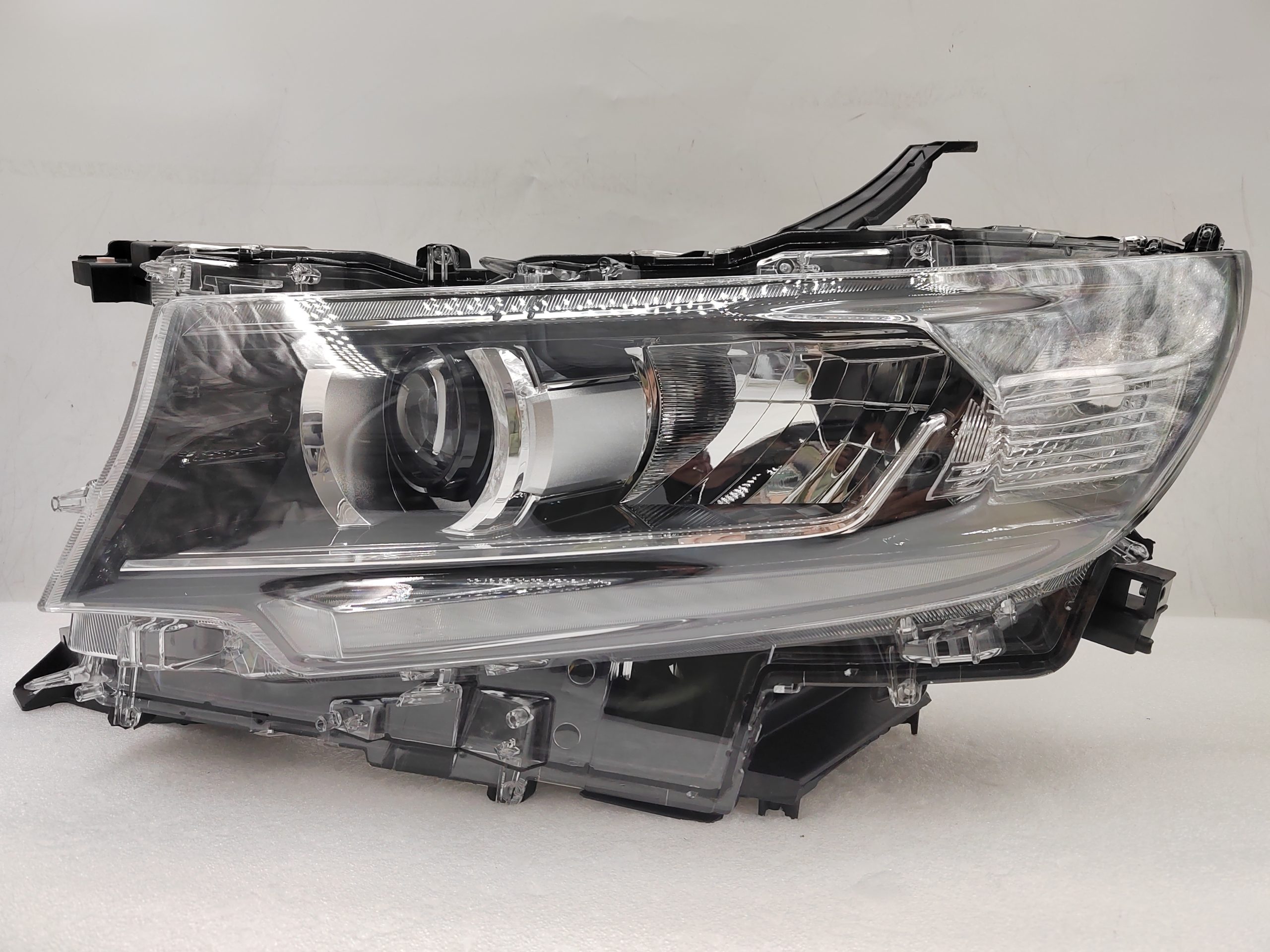 TOYOTA LANDCRUISER PRADO 150 GDJ150R 2018-2022 LED L.H.S HEADLIGHT ASSEMBLY