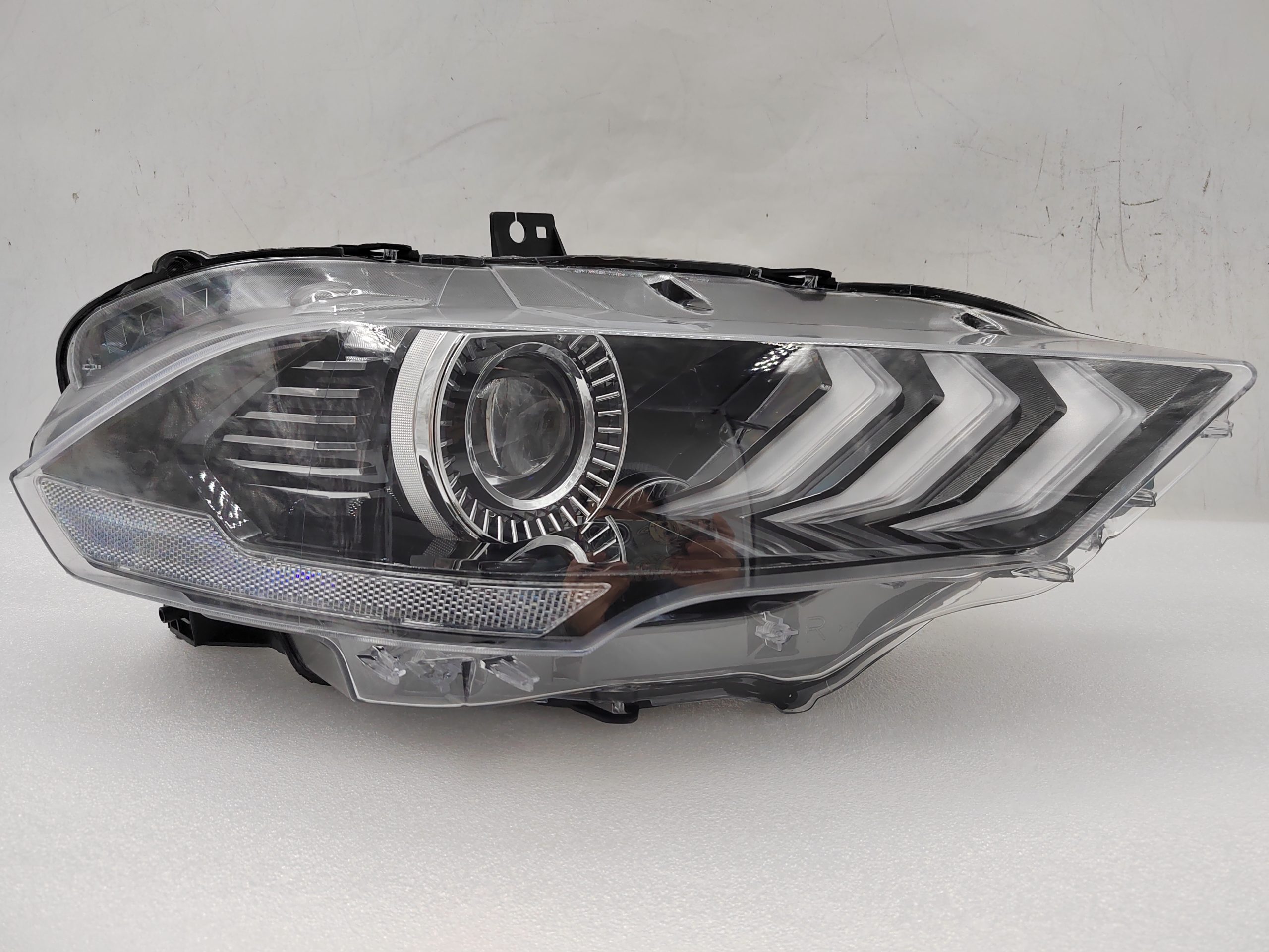 FORD MUSTANG 2018-2021 LED R.H.S HEADLIGHT ASSEMBLY