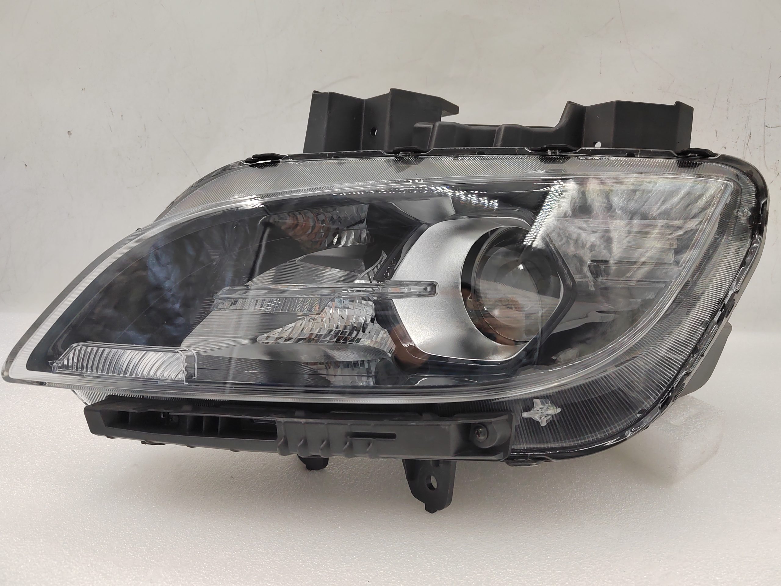 HYUNDAI KONA 2021-2023 HALOGEN L.H.S HEADLIGHT ASSEMBLY