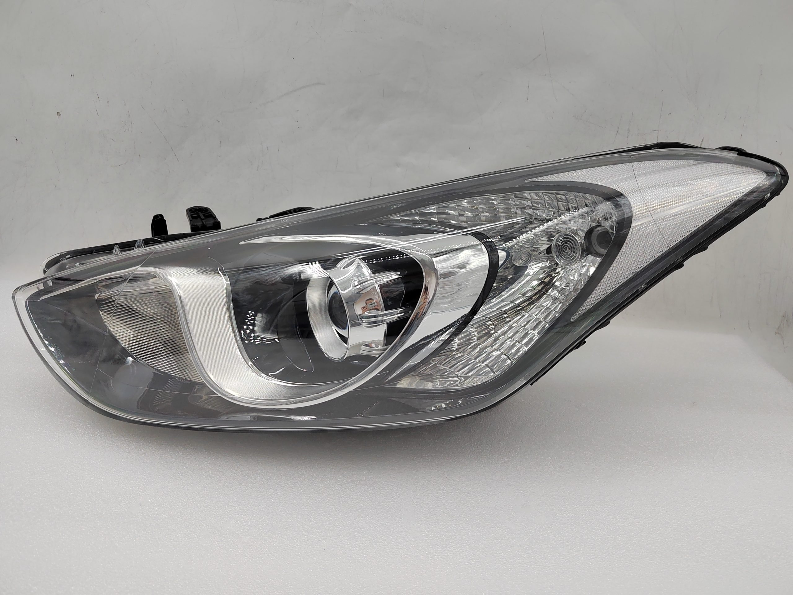HYUNDAI I30 GD 2012-2016 XENON L.H.S HEADLIGHT ASSEMBLY