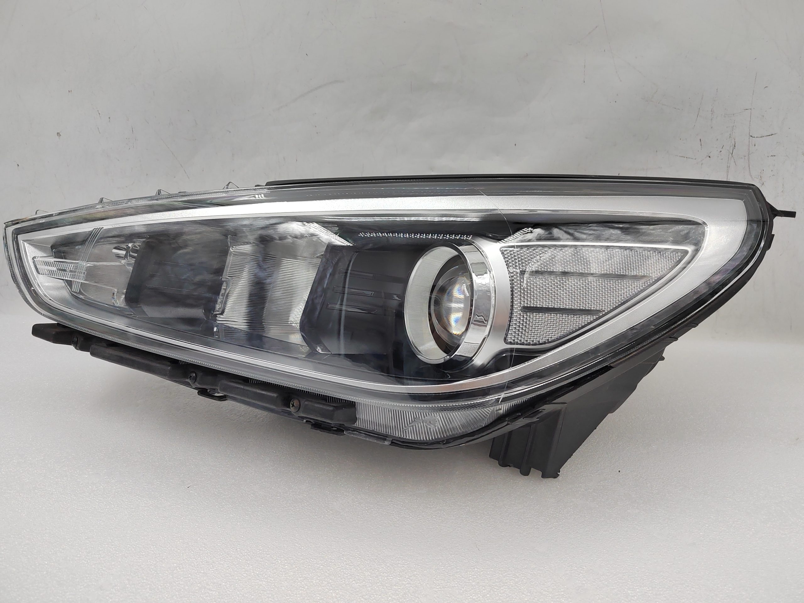 HYUNDAI I30 GO 2017-2019 HALOGEN L.H.S HEADLIGHT ASSEMBLY
