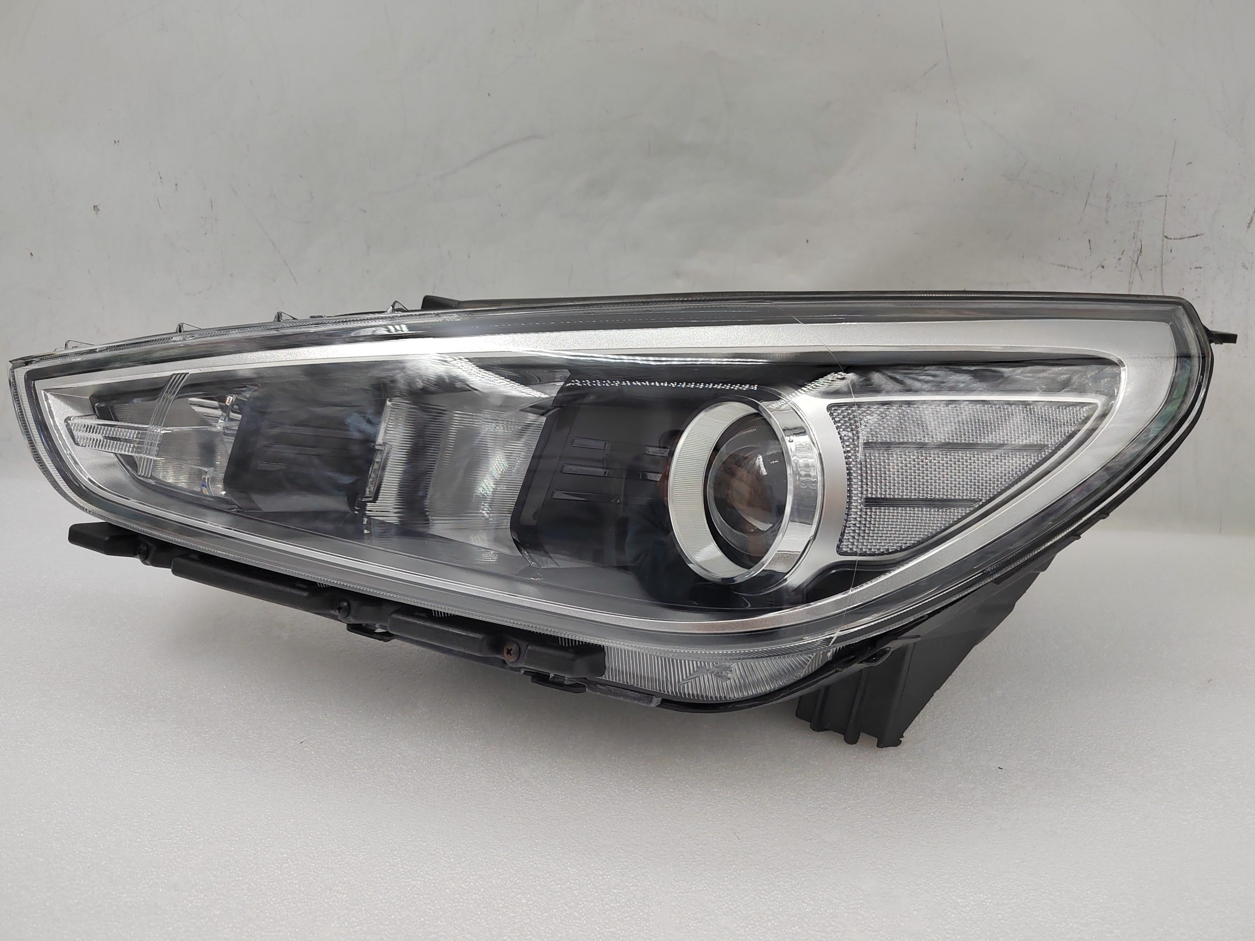 HYUNDAI I30 GO 2017-2019 HALOGEN L.H.S HEADLIGHT ASSEMBLY