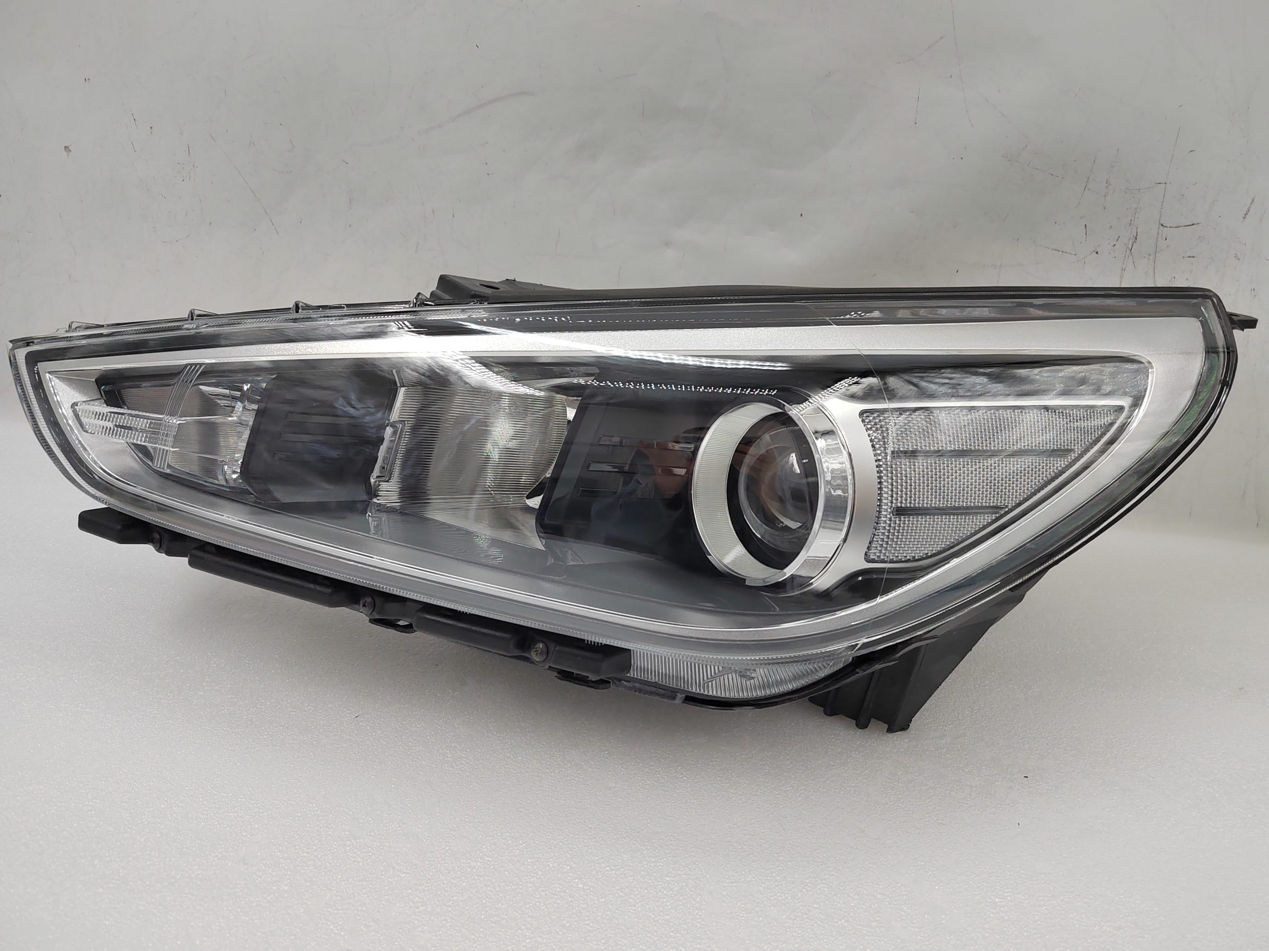 HYUNDAI I30 GO 2017-2019 HALOGEN L.H.S HEADLIGHT ASSEMBLY