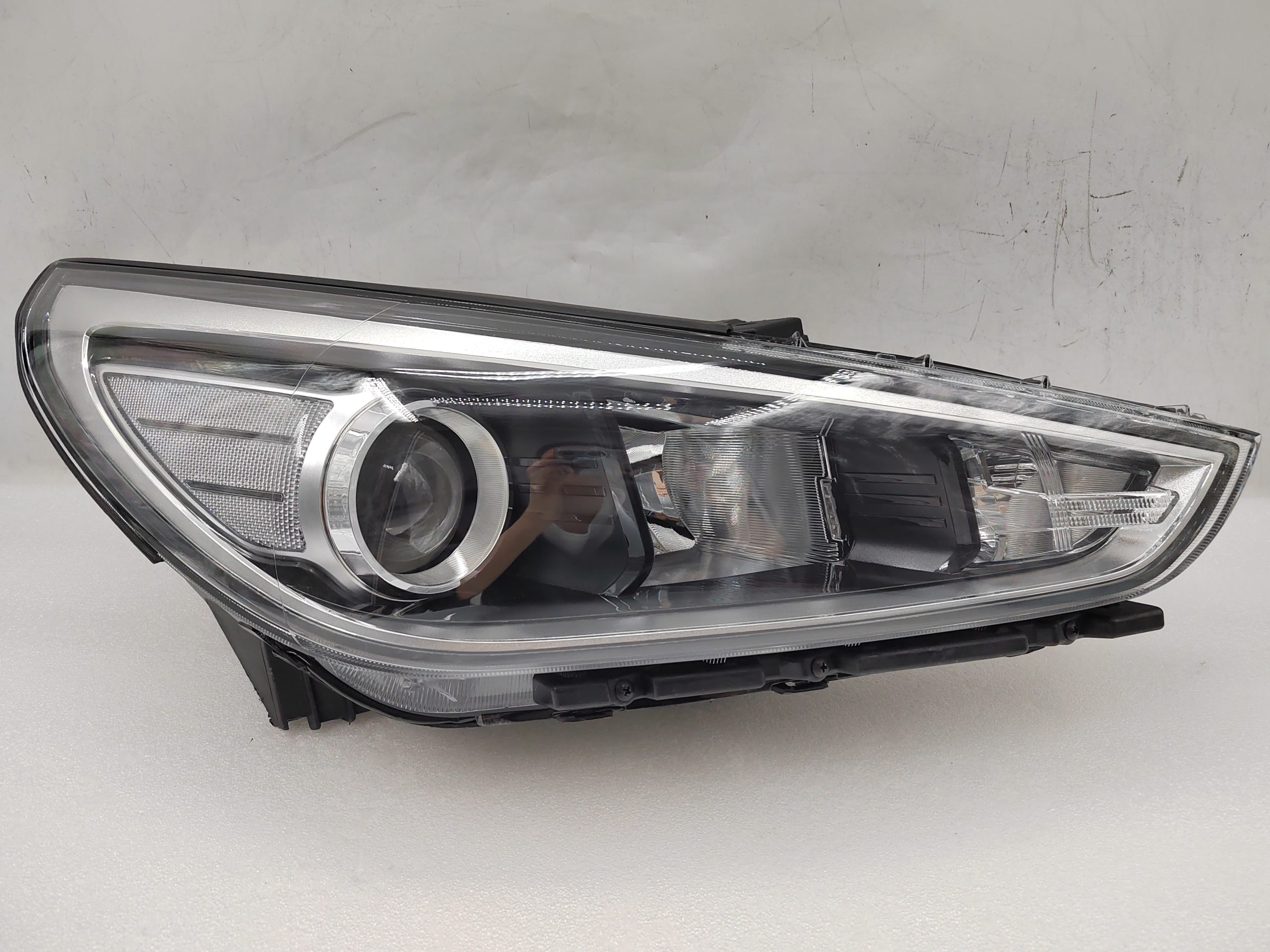 HYUNDAI I30 GO 2017-2019 HALOGEN R.H.S HEADLIGHT ASSEMBLY
