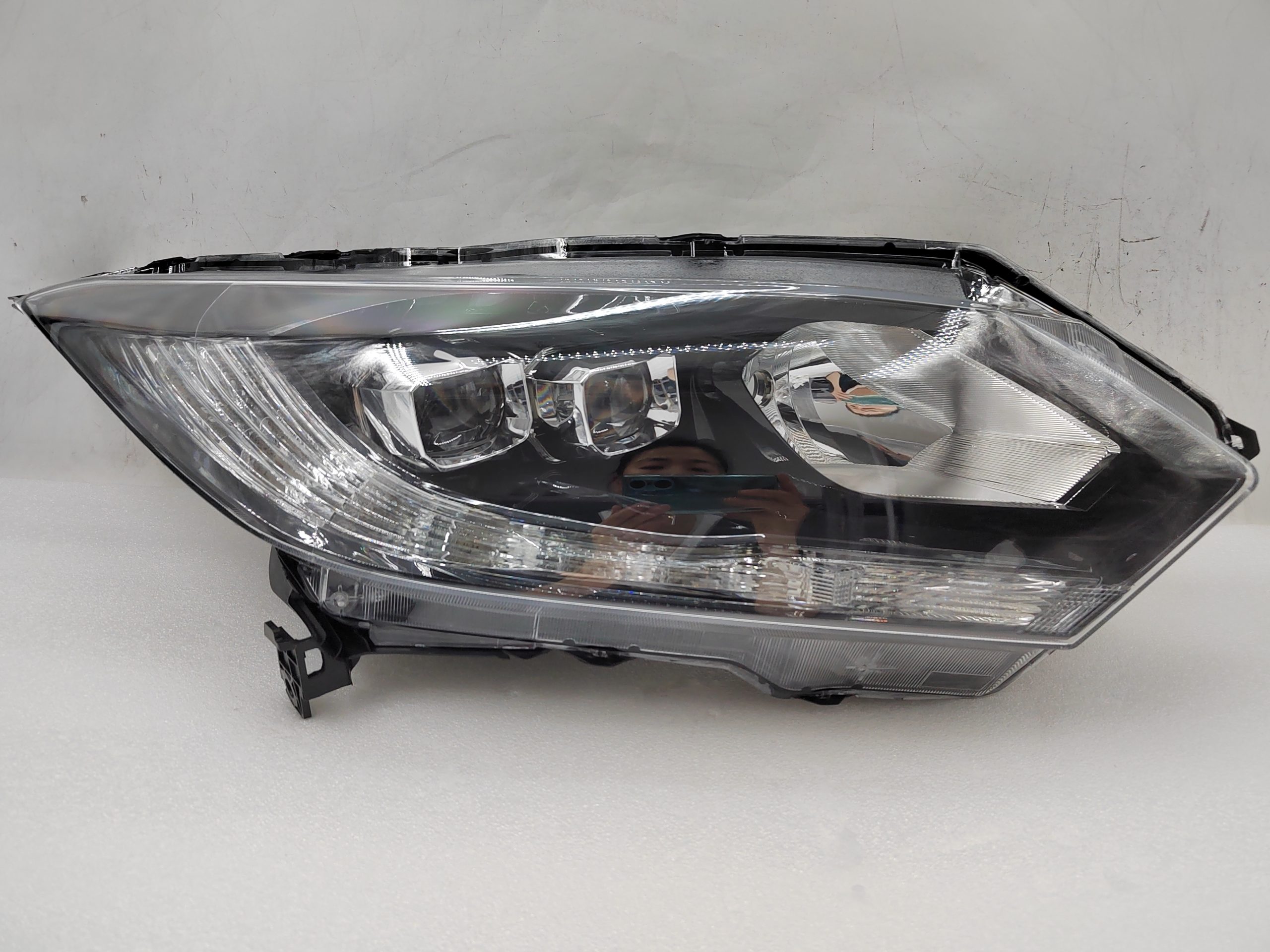 HONDA HR-V 2015-2018 LED R.H.S HEADLIGHT ASSEMBLY