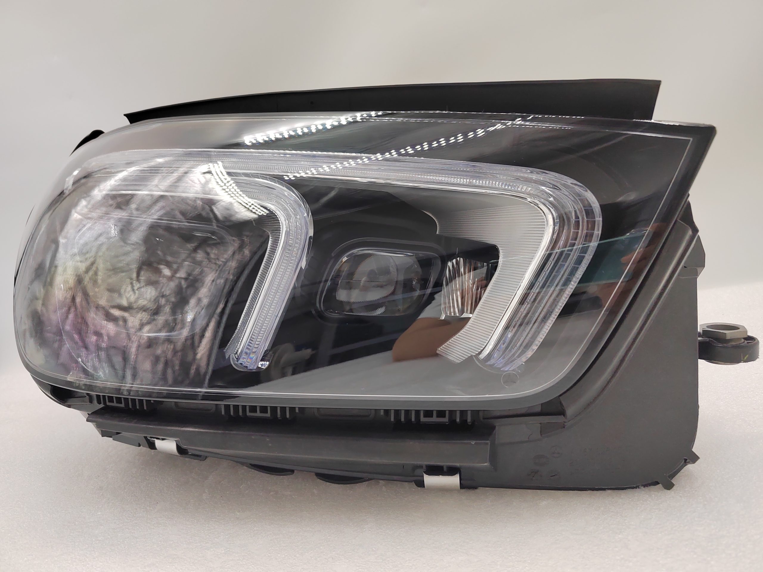 MERCEDES-BENZ GLE-CLASS W167 2019-2023 LED R.H.S HEADLIGHT ASSEMBLY