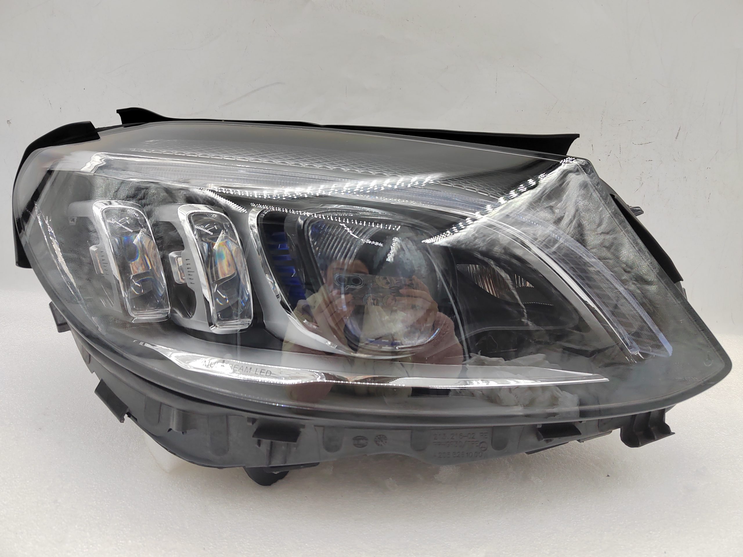 MERCEDES-BENZ C-CLASS W205 2018-2020 LED R.H.S HEADLIGHT ASSEMBLY