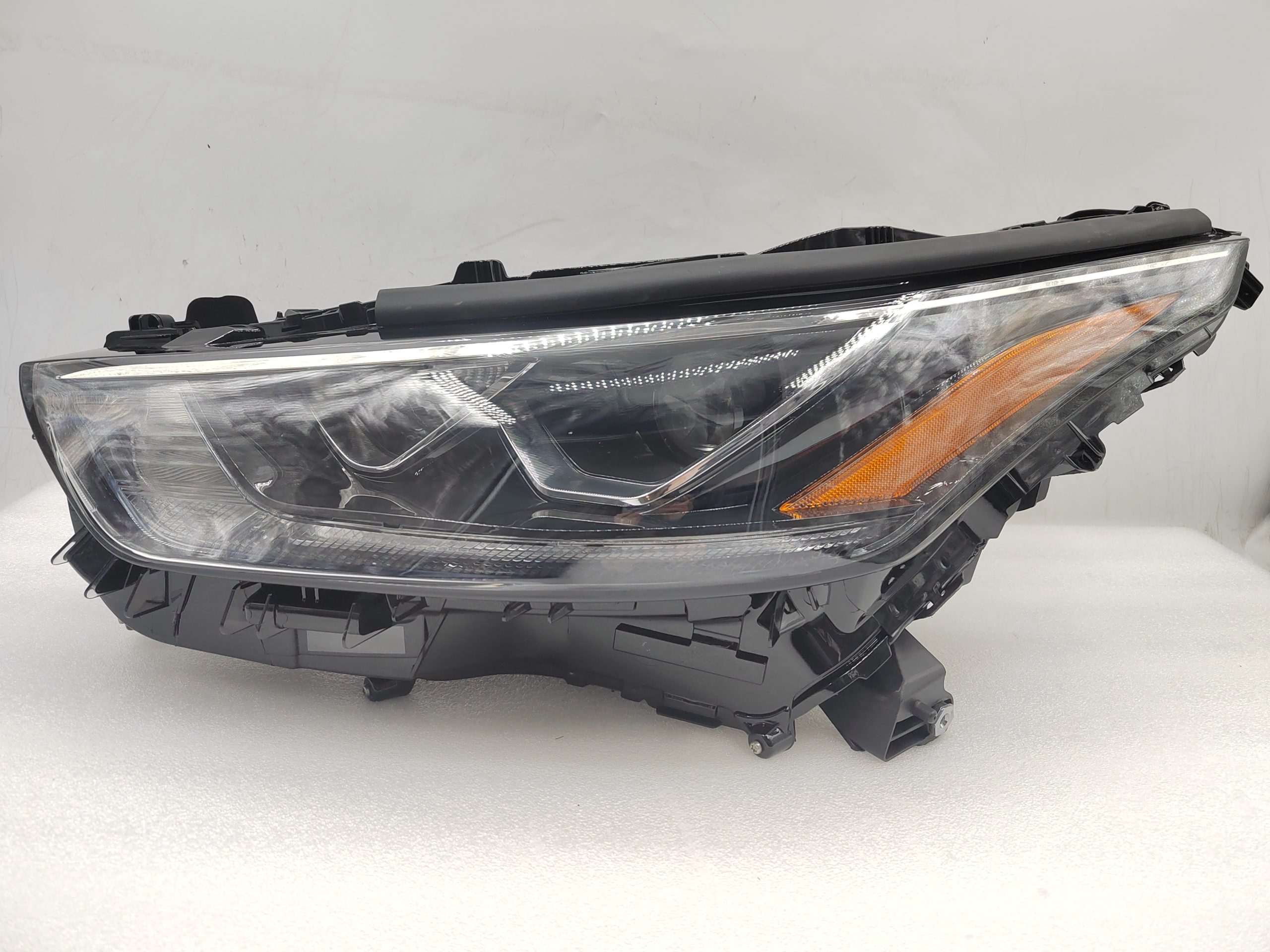 TOYOTA KLUGER 2020-2023 LED L.H.S HEADLIGHT ASSEMBLY