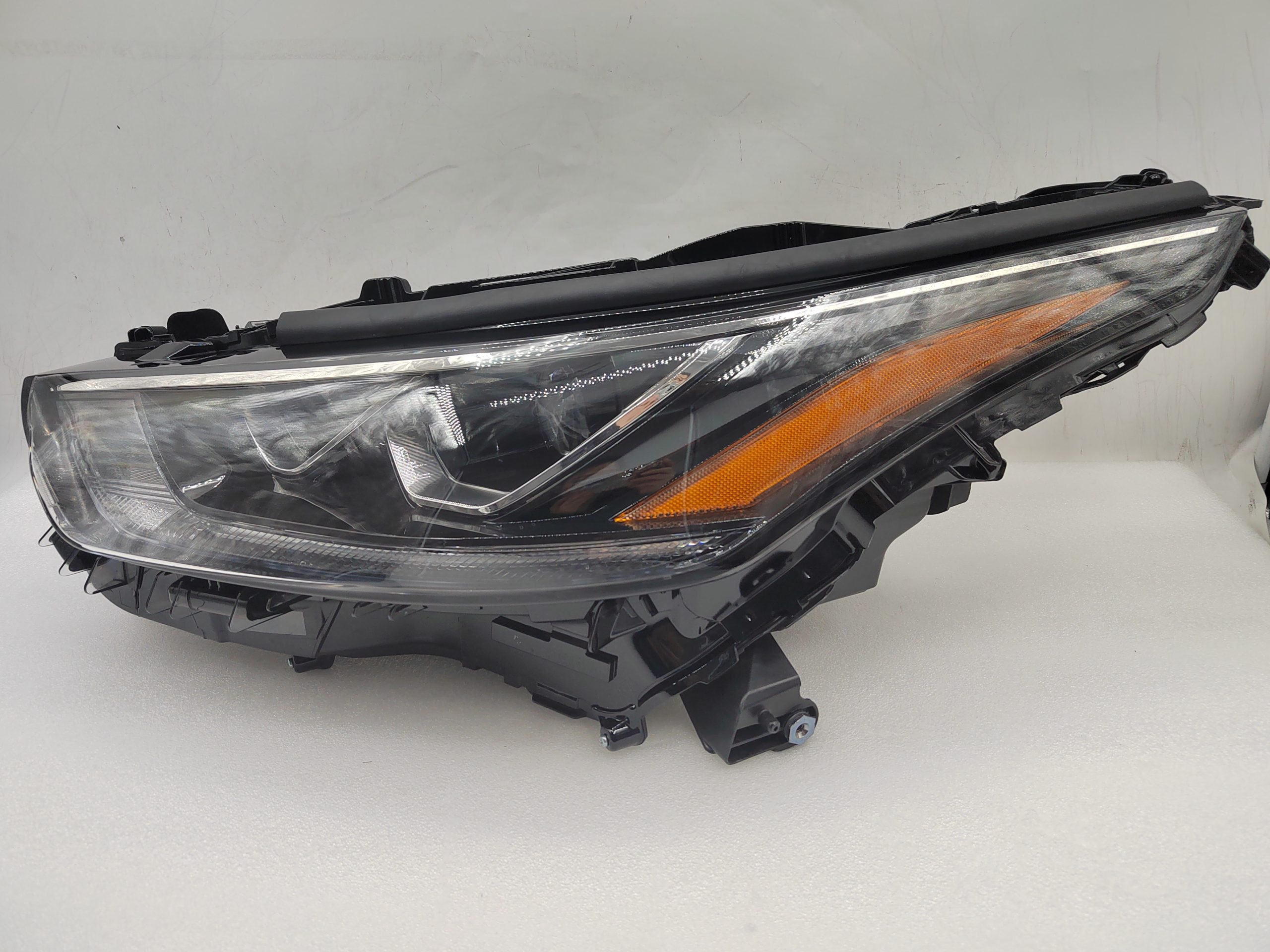TOYOTA KLUGER 2020-2023 LED L.H.S HEADLIGHT ASSEMBLY