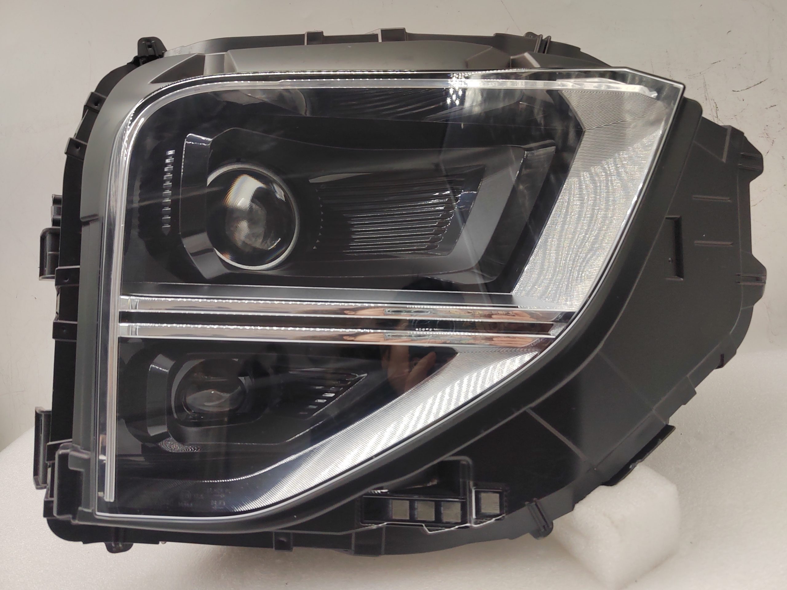 MITSUBISHI ECLIPSE CROSS 2022-2024 HALOGEN R.H.S HEADLIGHT ASSEMBLY