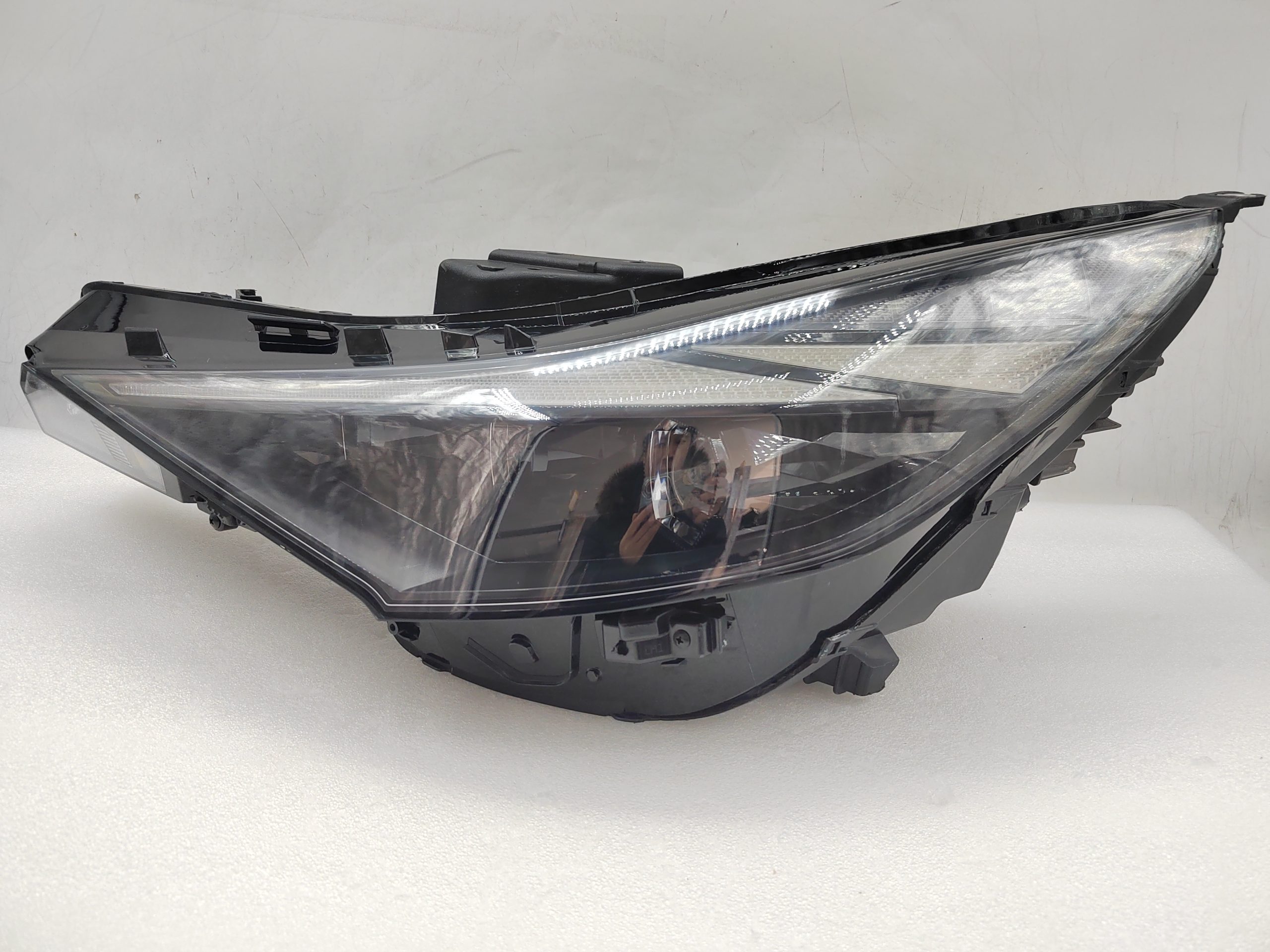 HYUNDAI I30 2021-2023 LED L.H.S HEADLIGHT ASSEMBLY