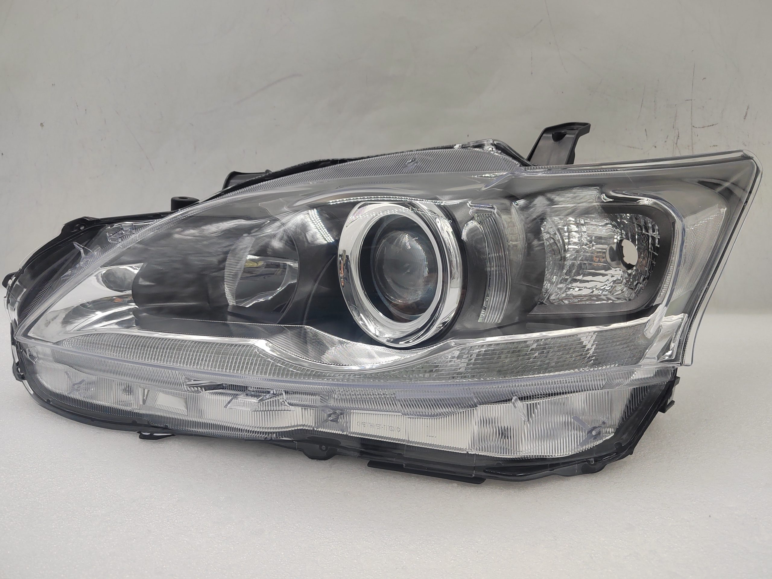 LEXUS CT 200H 2011-2017 HALOGEN L.H.S HEADLIGHT ASSEMBLY