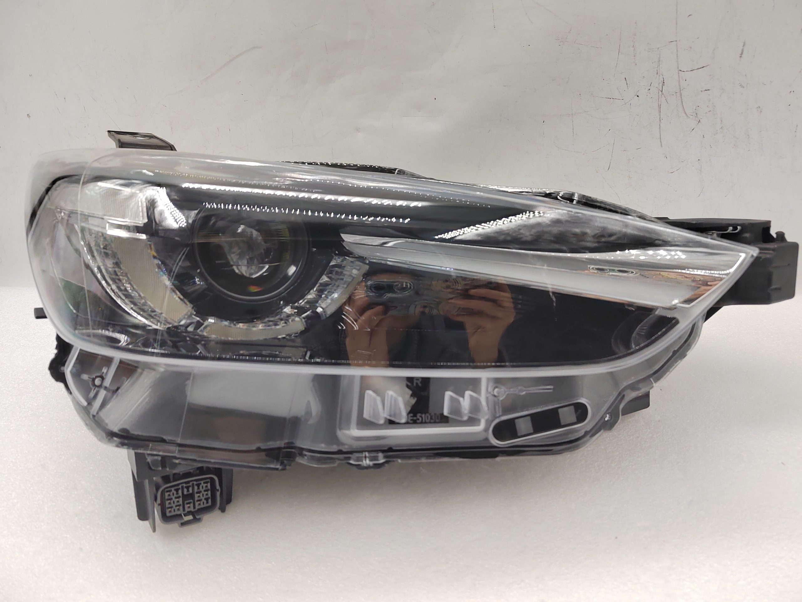 MAZDA CX-3 2016-2018 LED R.H.S HEADLIGHT ASSEMBLY