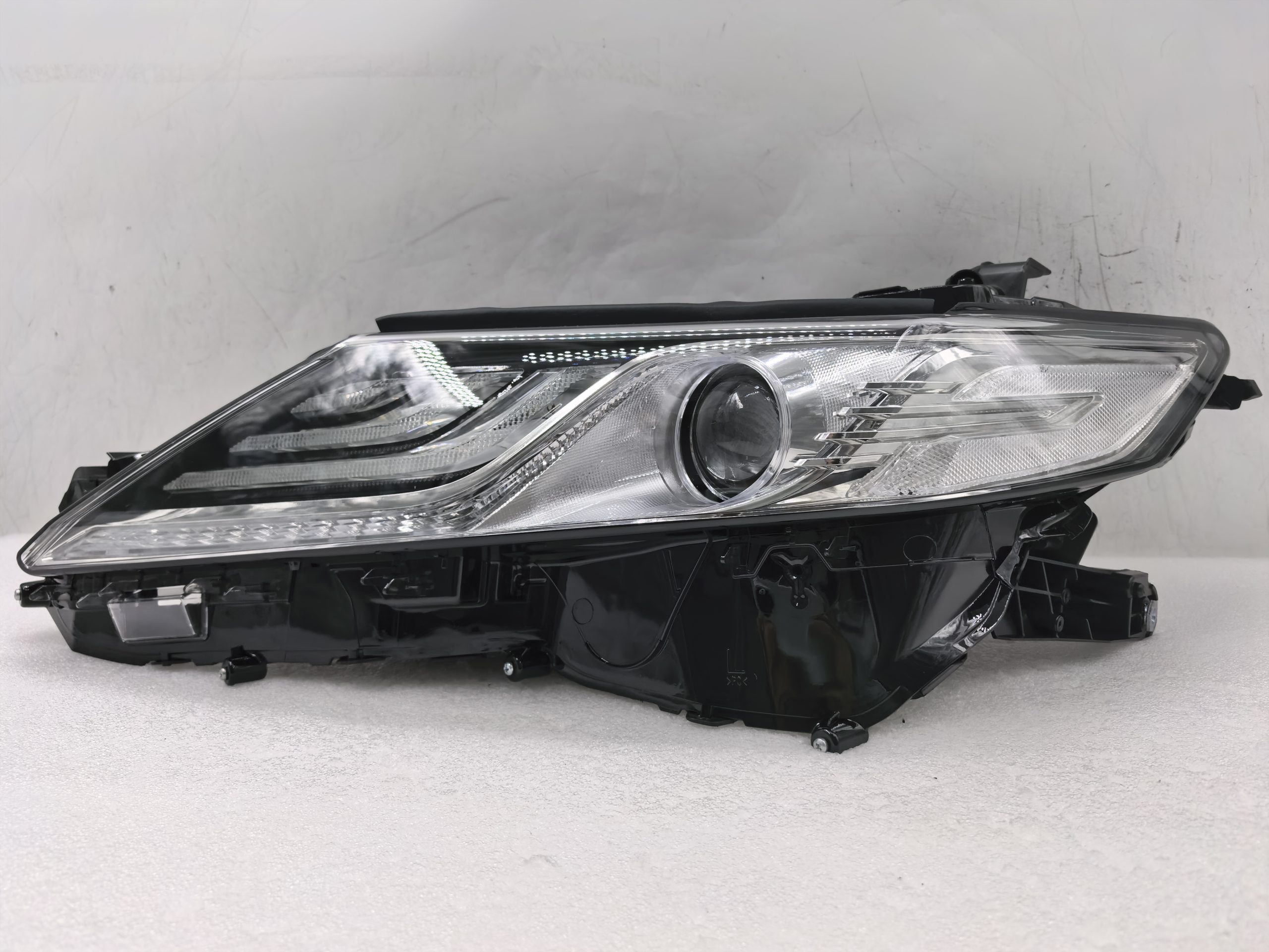 TOYOTA CAMRY ACV70 2018-2022 LED L.H.S HEADLIGHT ASSEMBLY